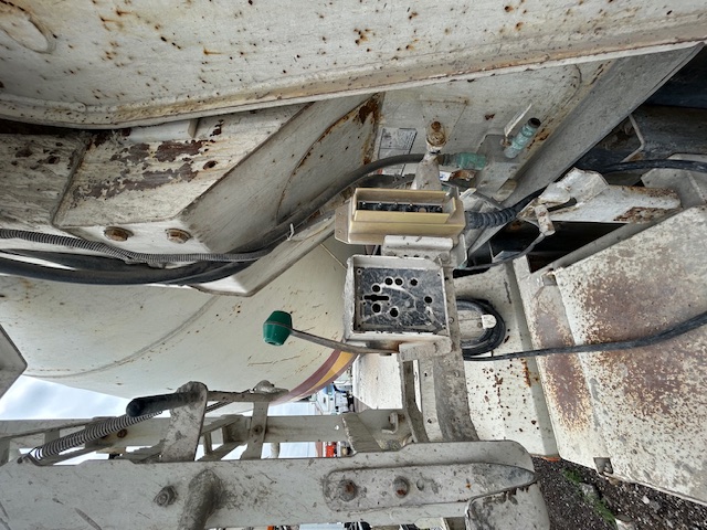 2019 MACK GR64FR - Image 8