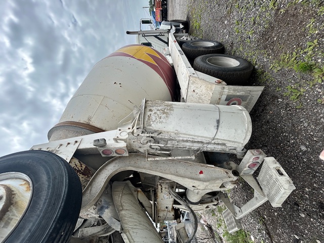 2019 MACK GR64FR - Image 4