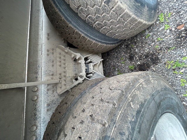 2019 MACK GR64FR - Image 9