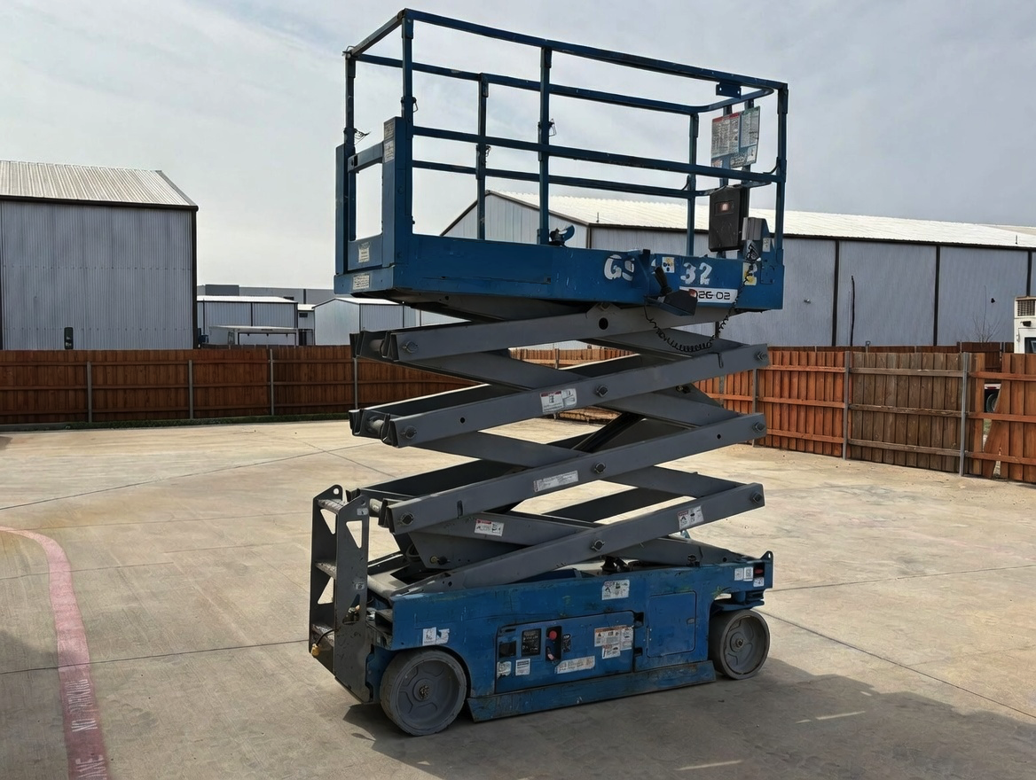 2015 GENIE GS-2632 - Image 2