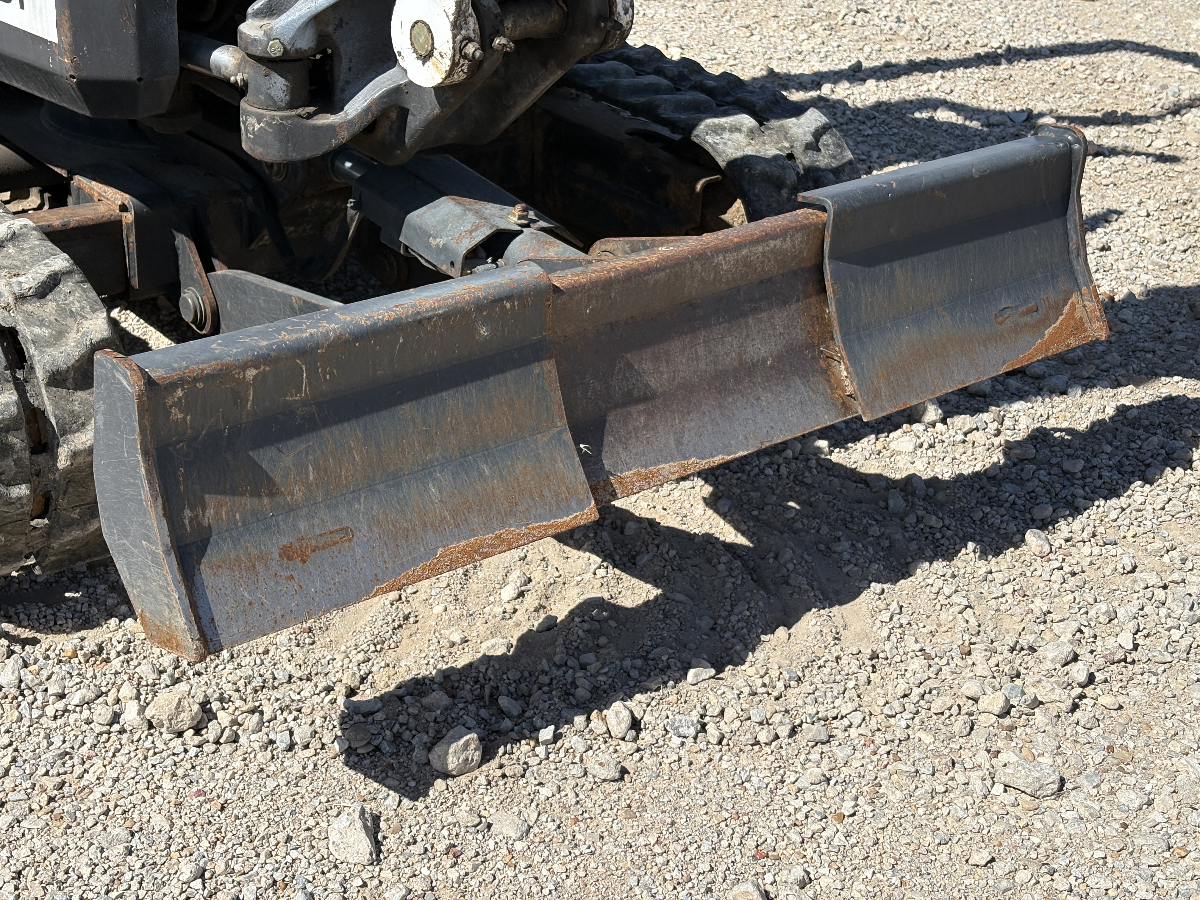 2017 BOBCAT 418AA - view 11 of 36