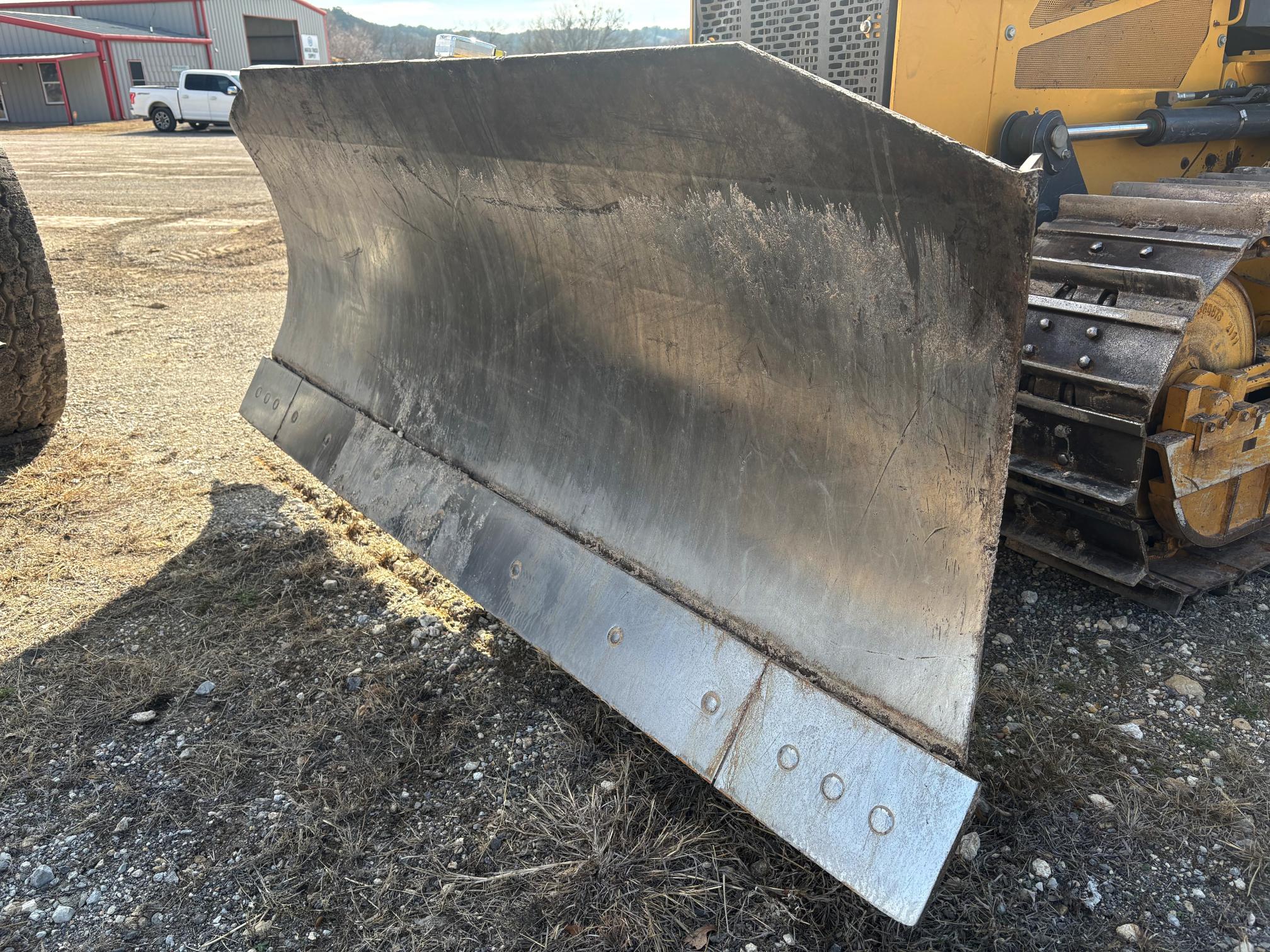 2023 DEERE 450 P-Tier - view 17 of 47