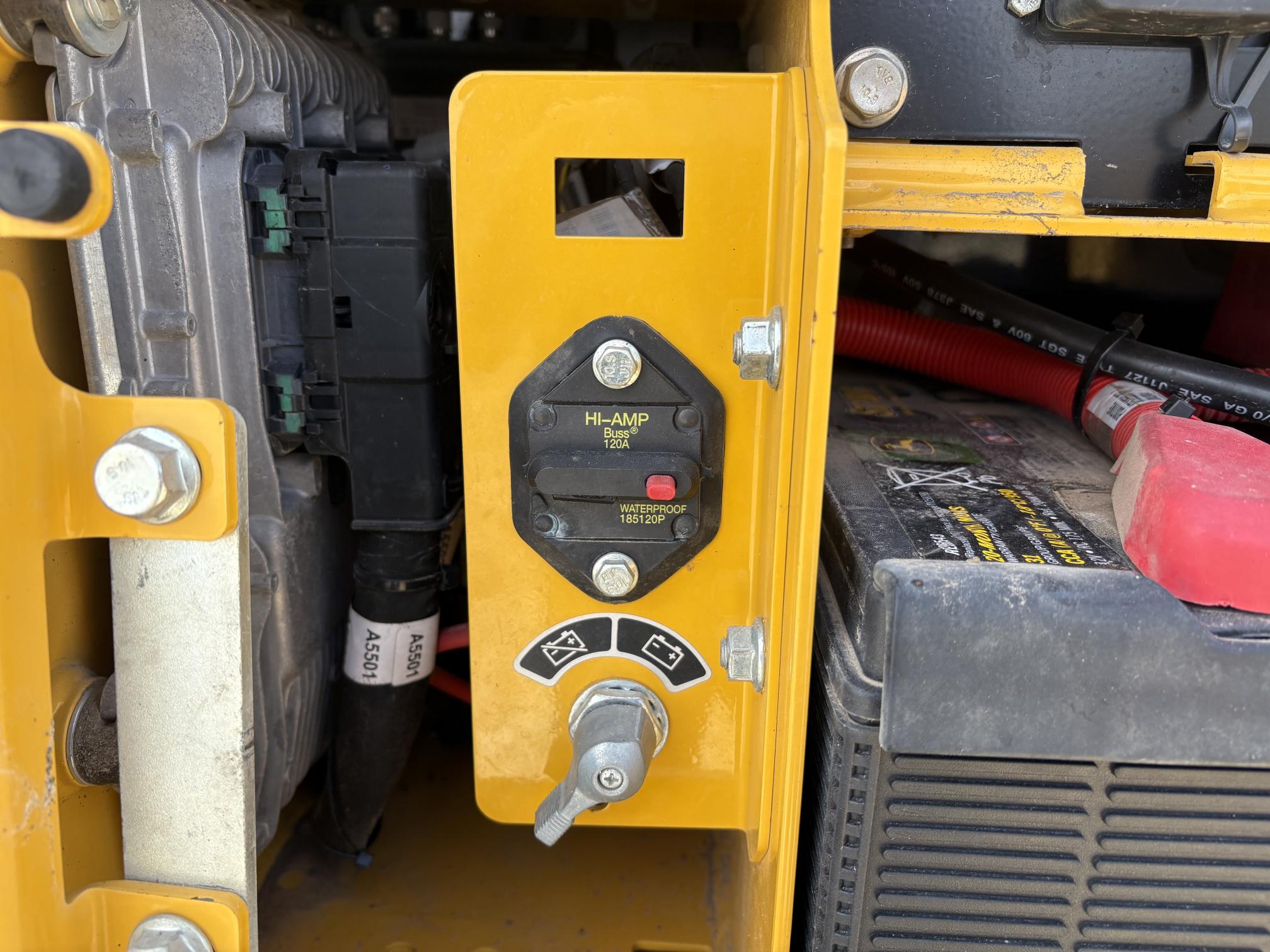 2023 DEERE 450 P-Tier - Image 33