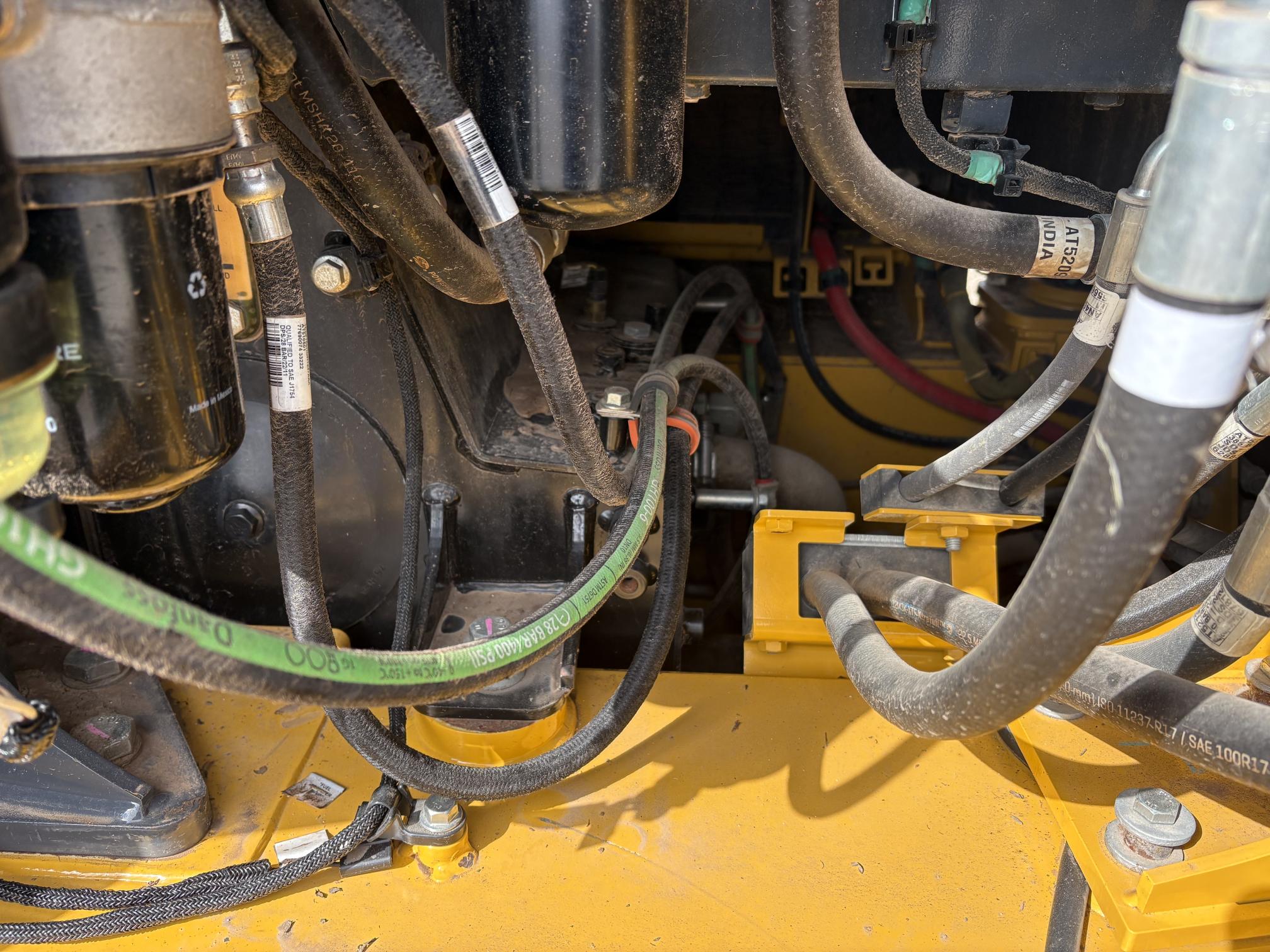 2023 DEERE 450 P-Tier - Image 40