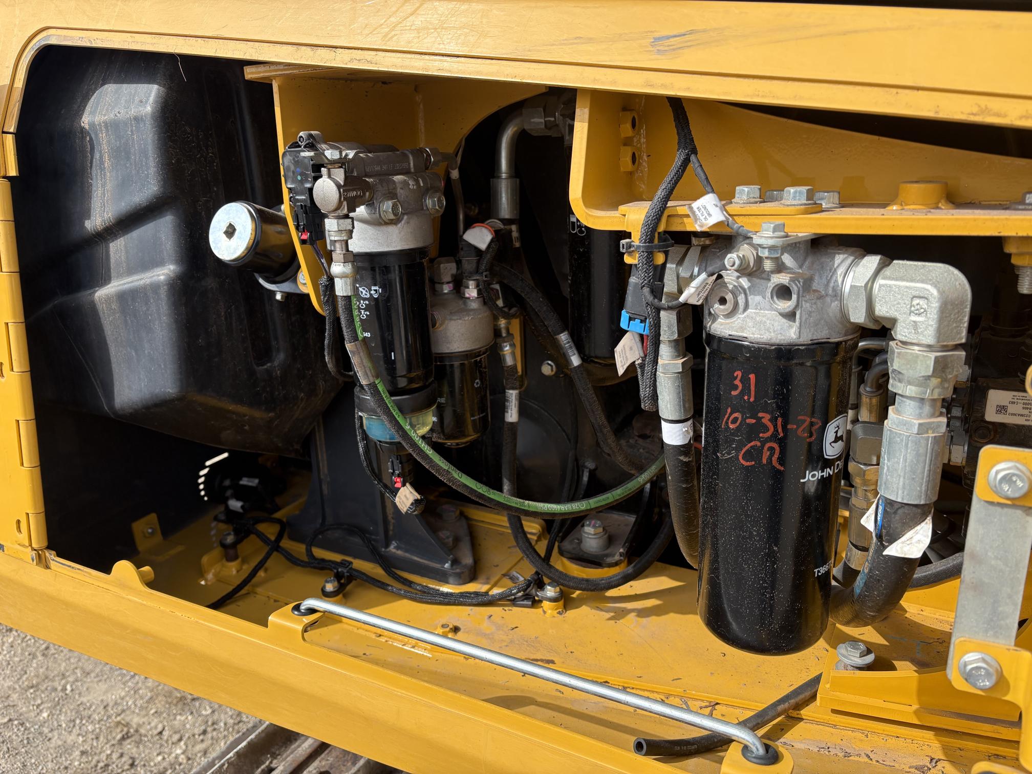 2023 DEERE 450 P-Tier - Image 41