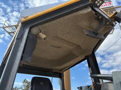 2023 DEERE 450 P-Tier - Image 43