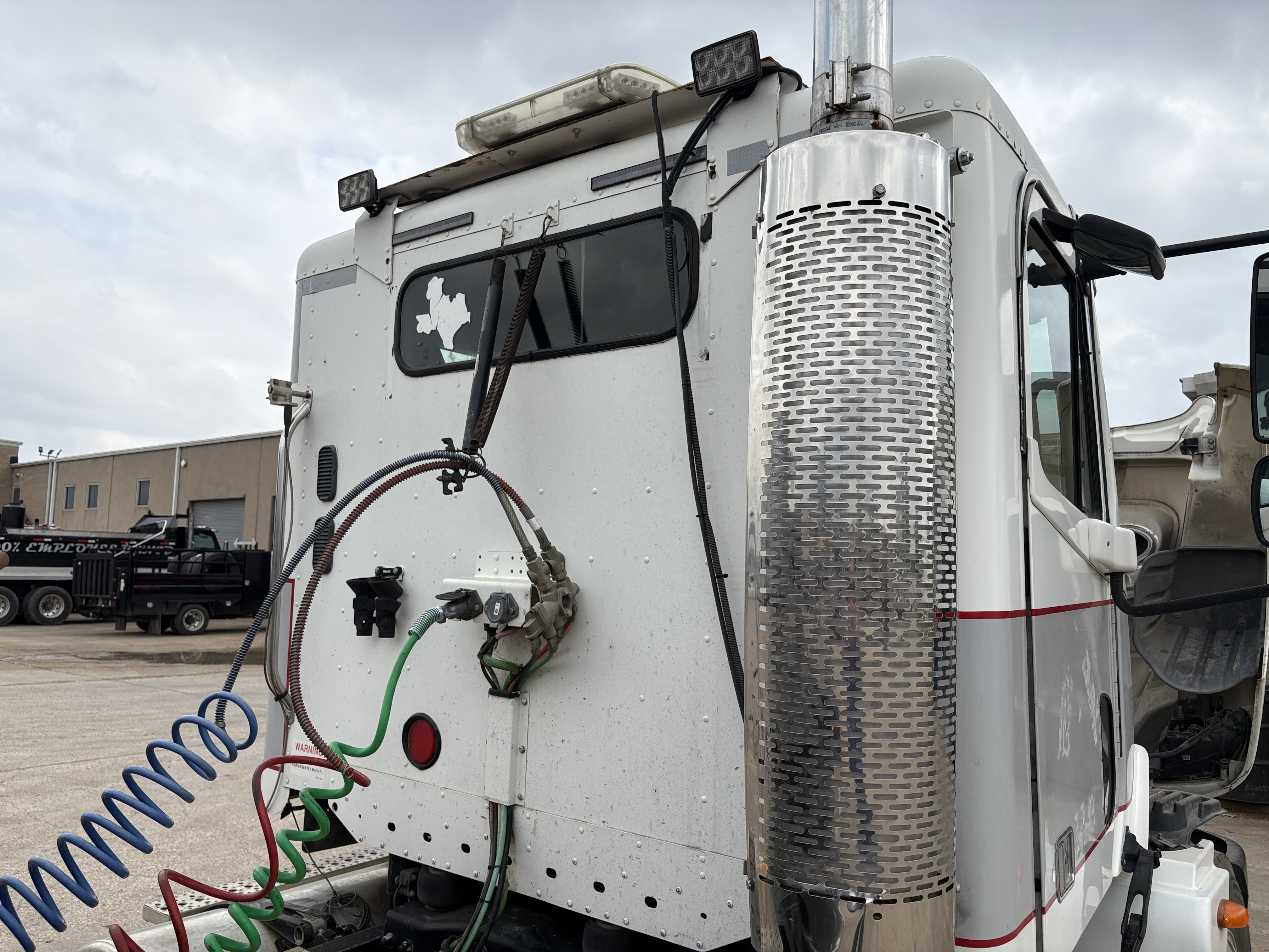 2005 FREIGHTLINER COLUMBIA - Image 24