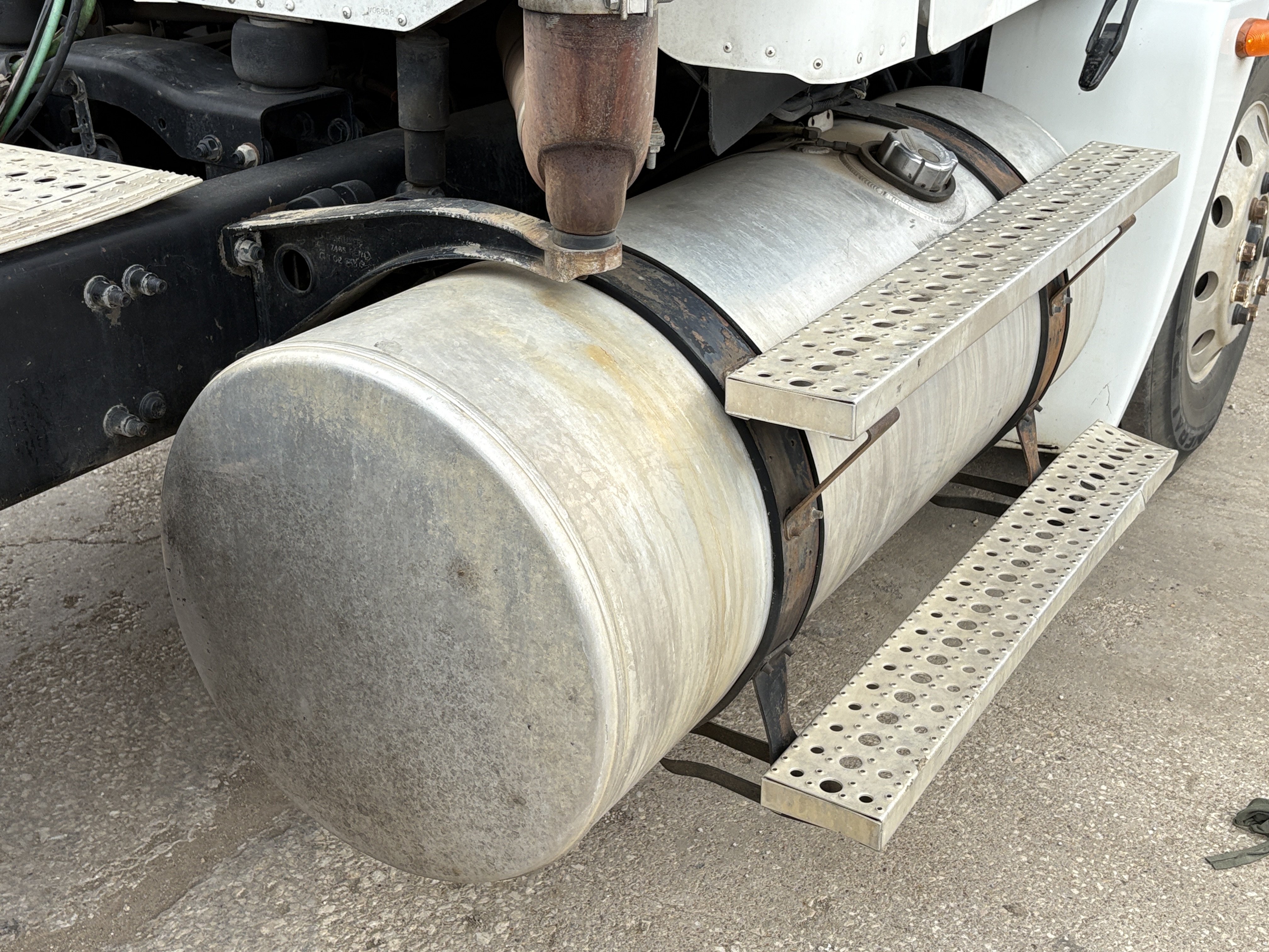 2005 FREIGHTLINER COLUMBIA - Image 13