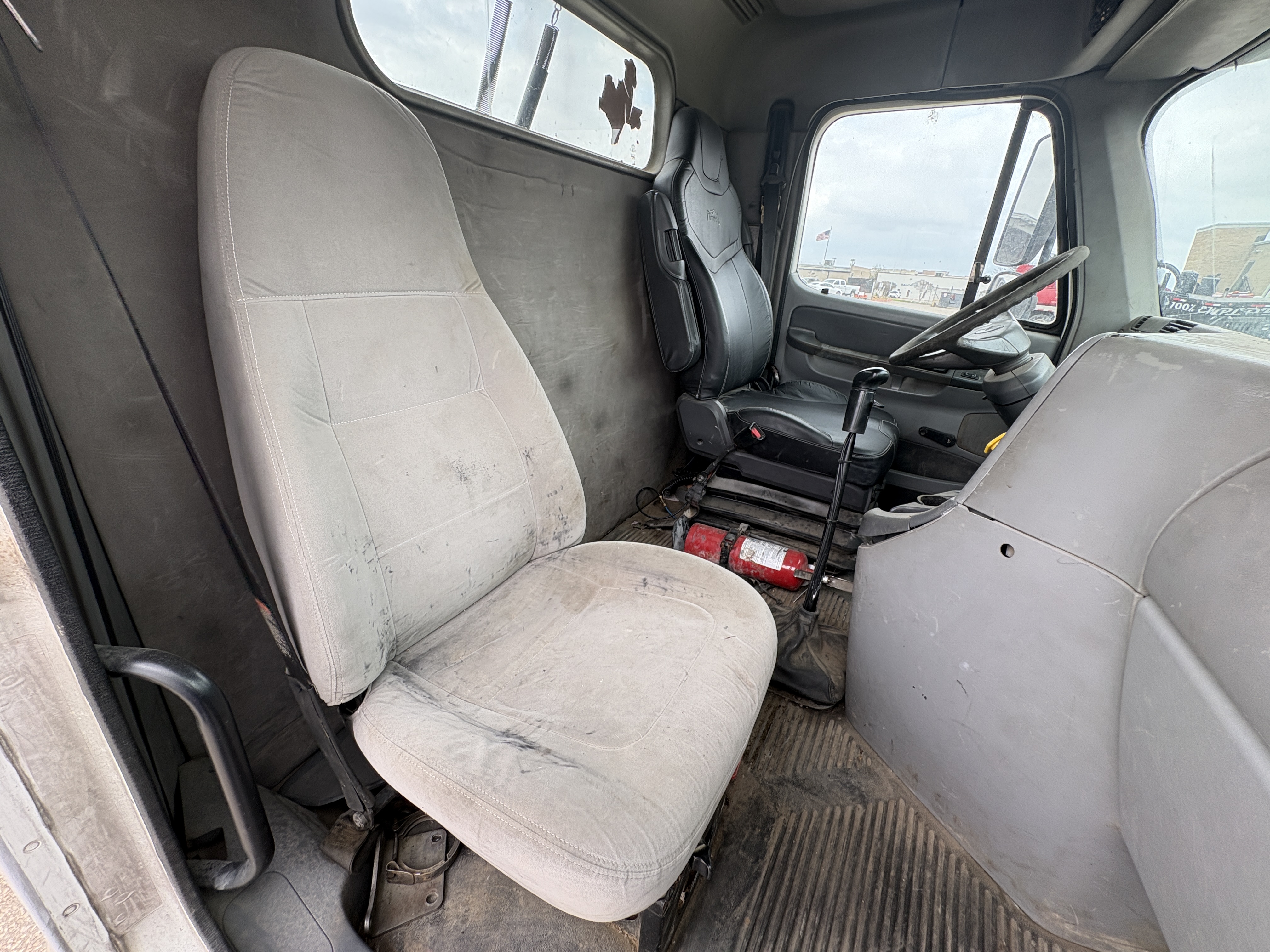 2005 FREIGHTLINER COLUMBIA - Image 41