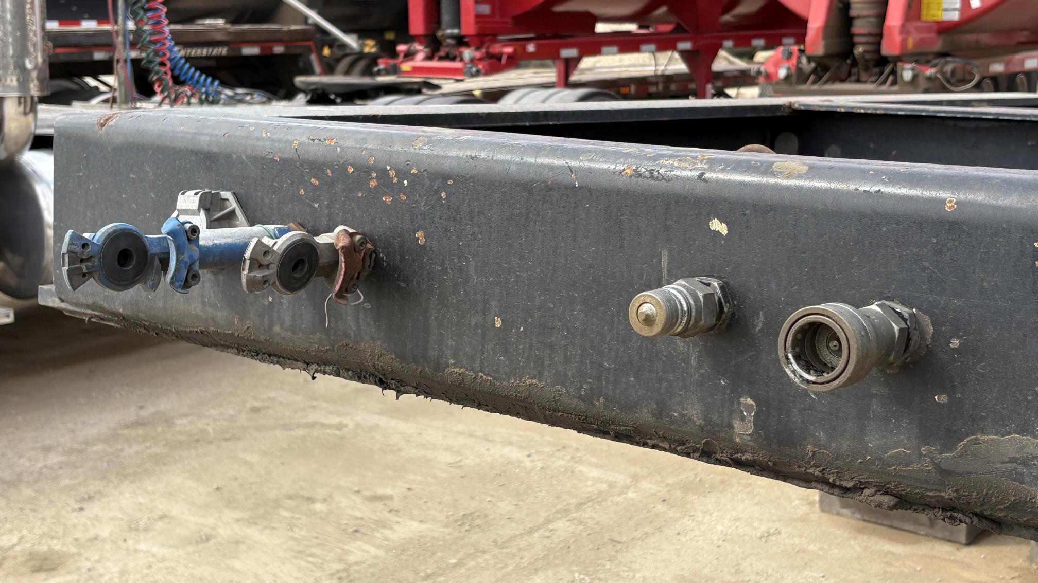 2012 XL SPECIALIZED TRAILERS XL110HDG - view 8 of 42