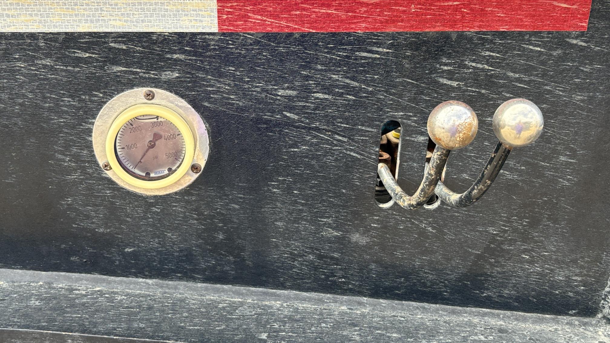 2012 XL SPECIALIZED TRAILERS XL110HDG - Image 17