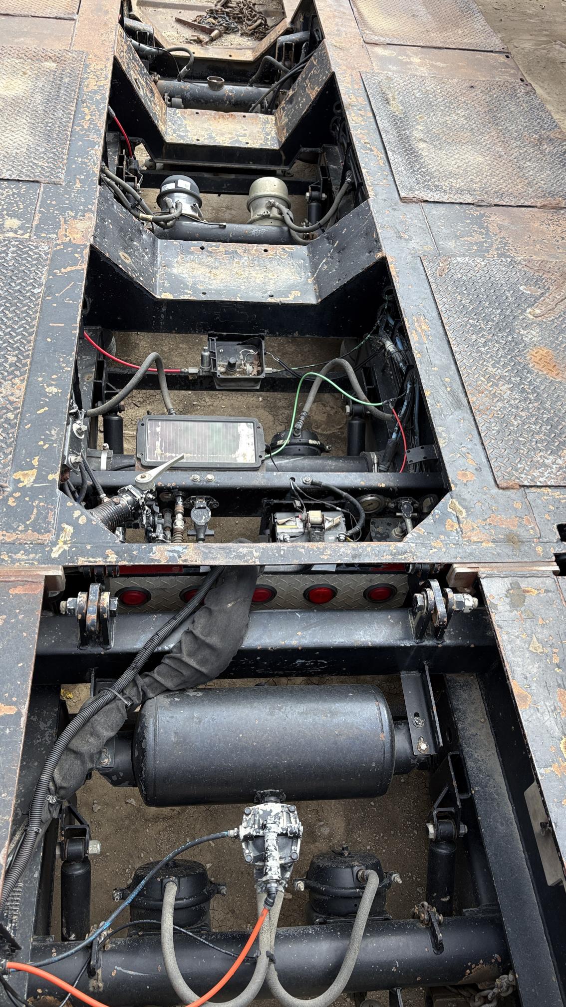 2012 XL SPECIALIZED TRAILERS XL110HDG - Image 35