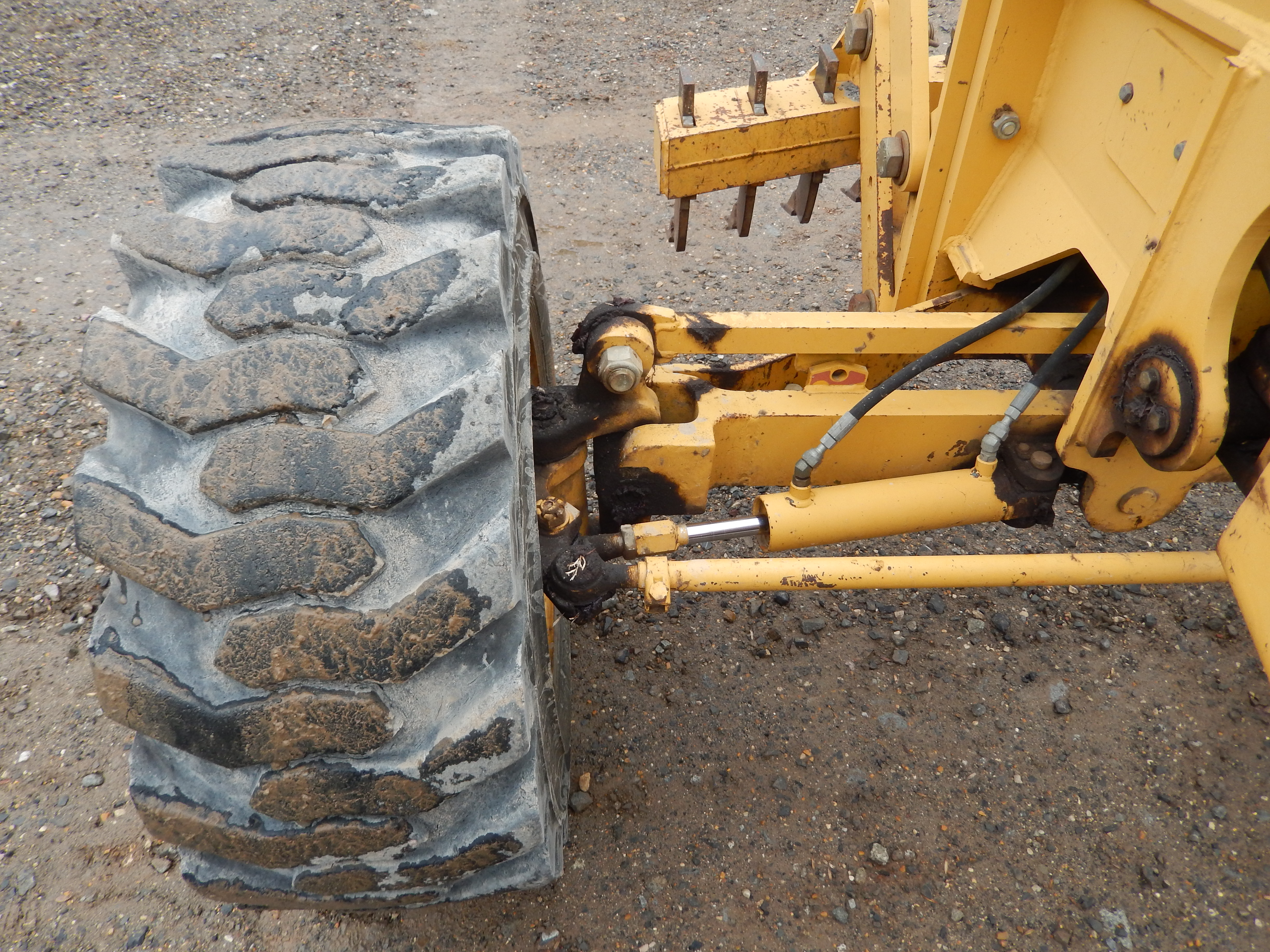 2005 NORAM 65E - Image 11