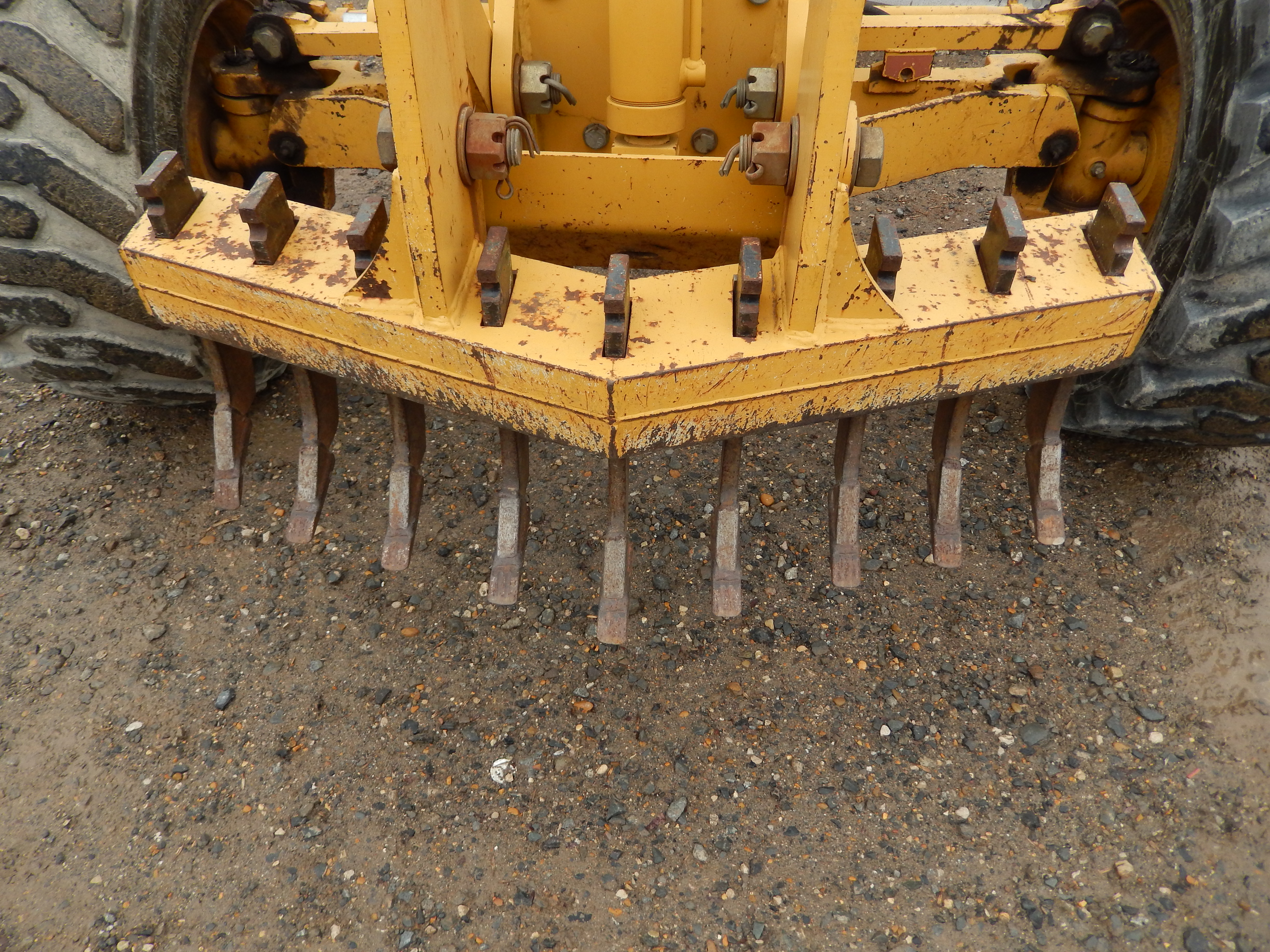 2005 NORAM 65E - Image 12