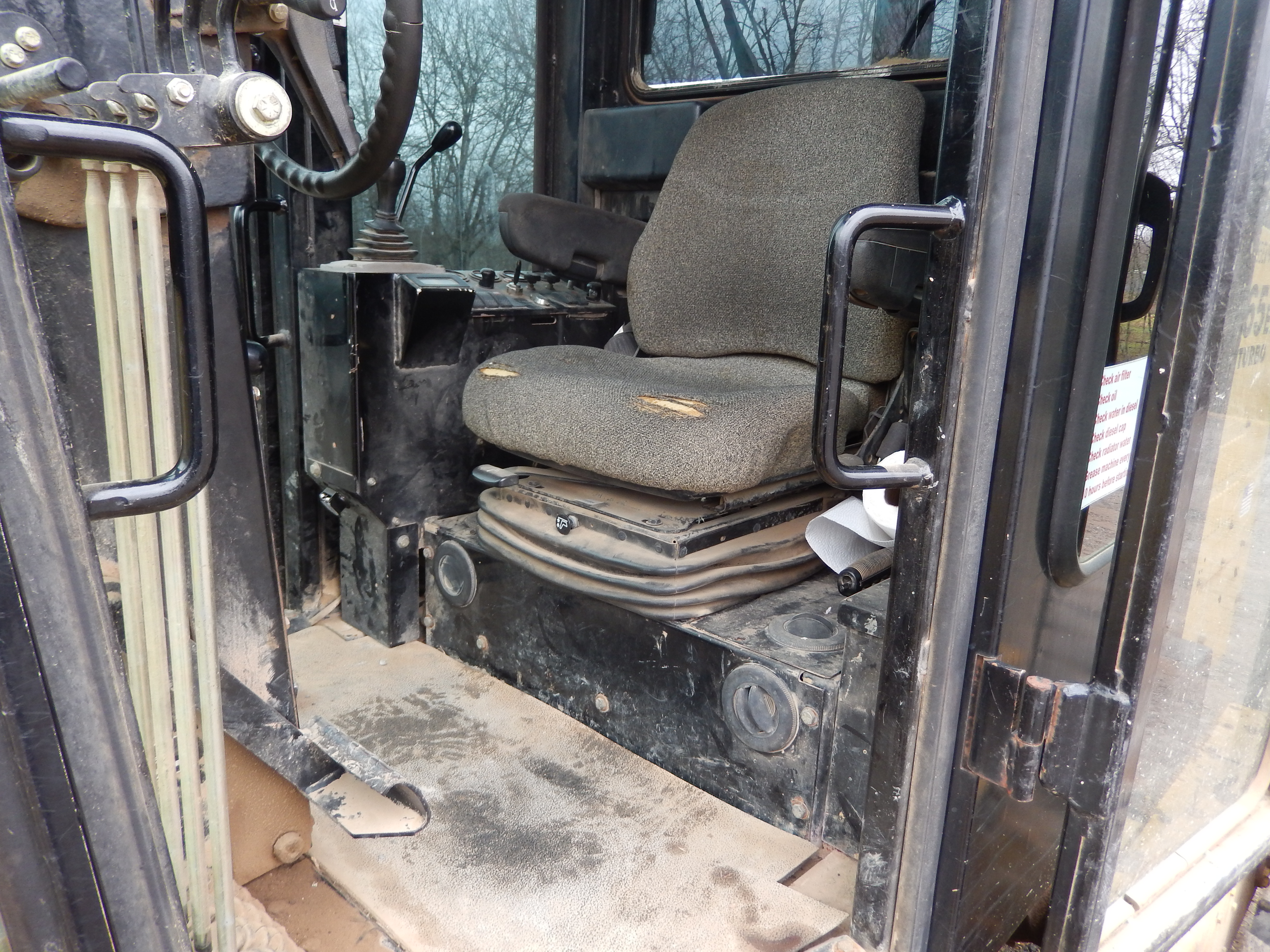 2005 NORAM 65E - Image 24