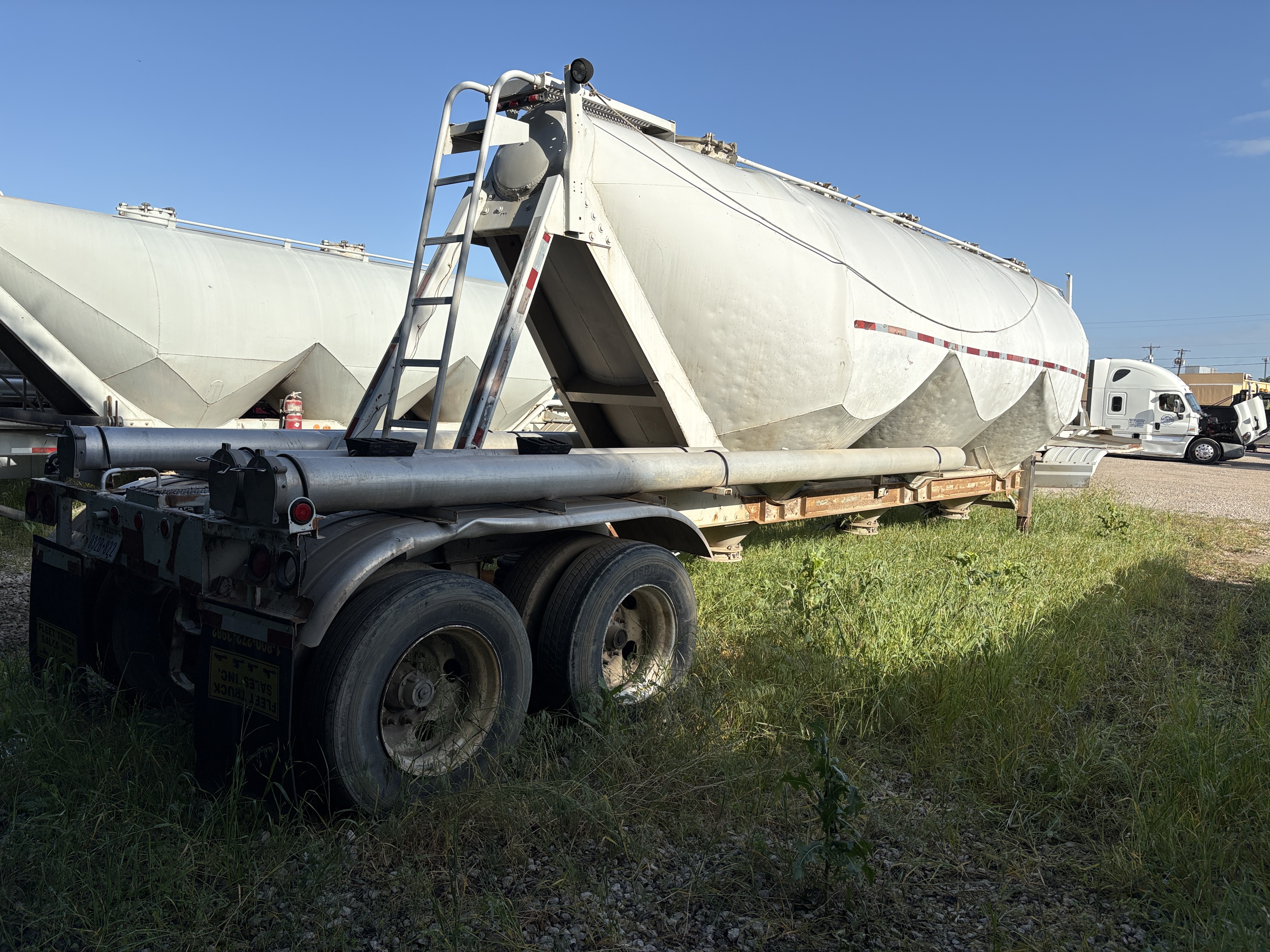 1980 TRAILMOBILE 1000 CUFT - view 4 of 25