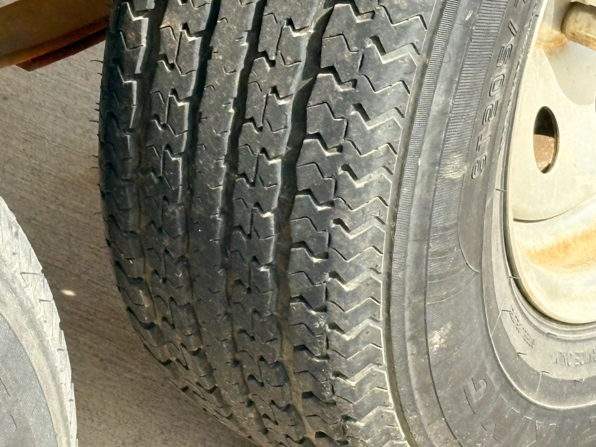 2017 ALKOTA HZ535DKS - Image 8