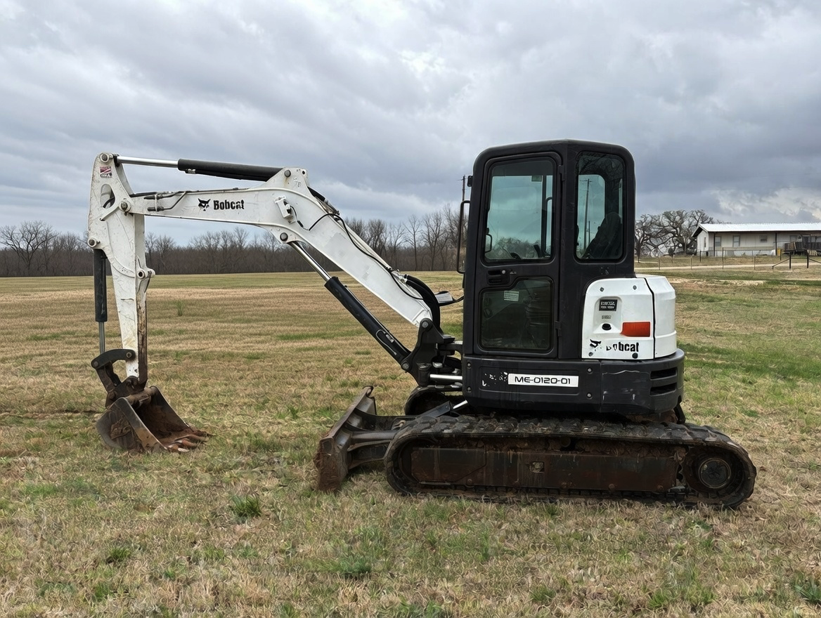2018 BOBCAT E50 - Image 2
