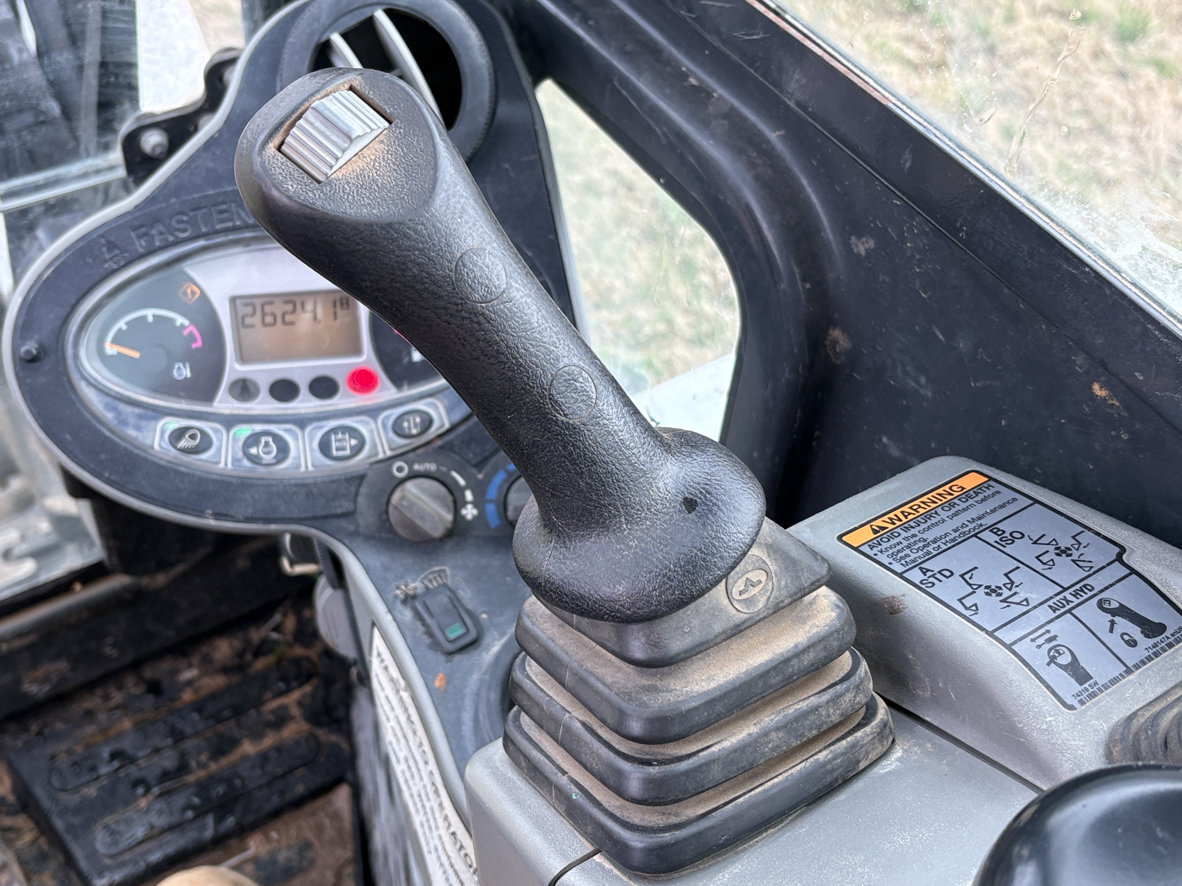 2018 BOBCAT E50 - Image 44