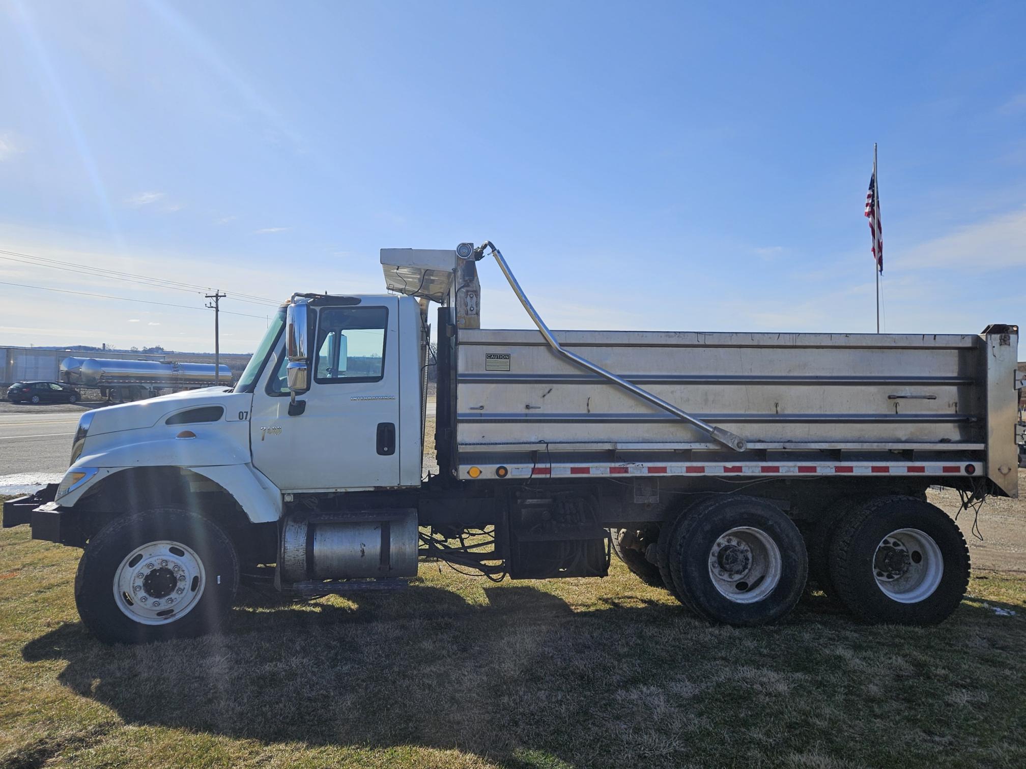2007 INTERNATIONAL 7400 - view 5 of 32