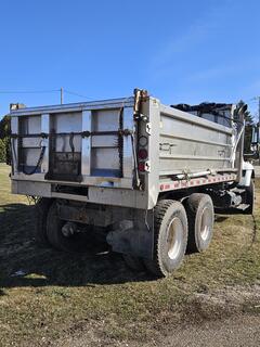 2007 INTERNATIONAL 7400 - Image 9