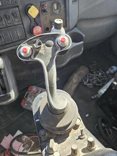 2007 INTERNATIONAL 7400 - Image 30