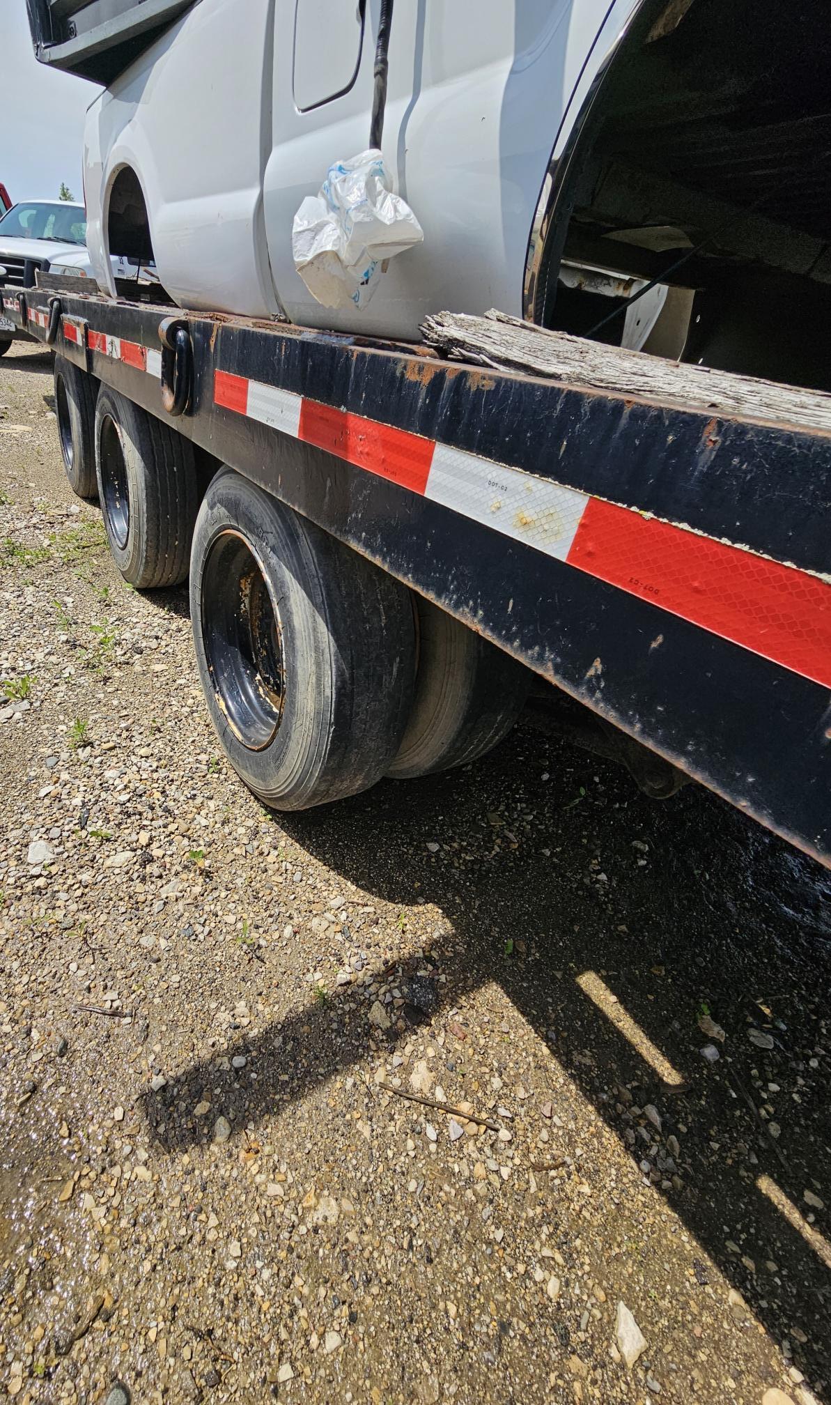 1997 INTERSTATE 46 TDL - Image 11