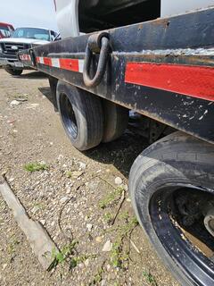 1997 INTERSTATE 46 TDL - Image 13