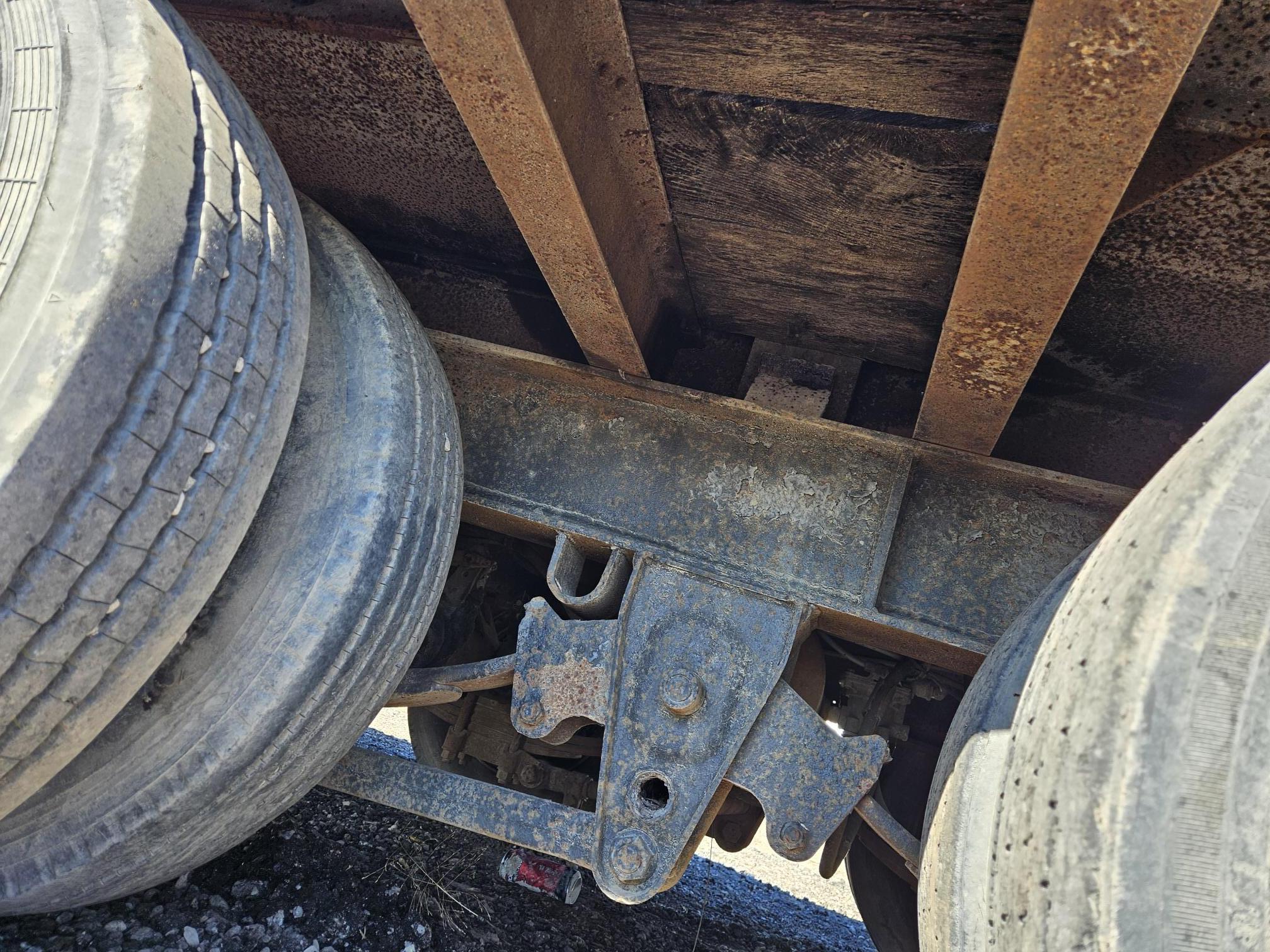 1997 INTERSTATE 46 TDL - Image 18