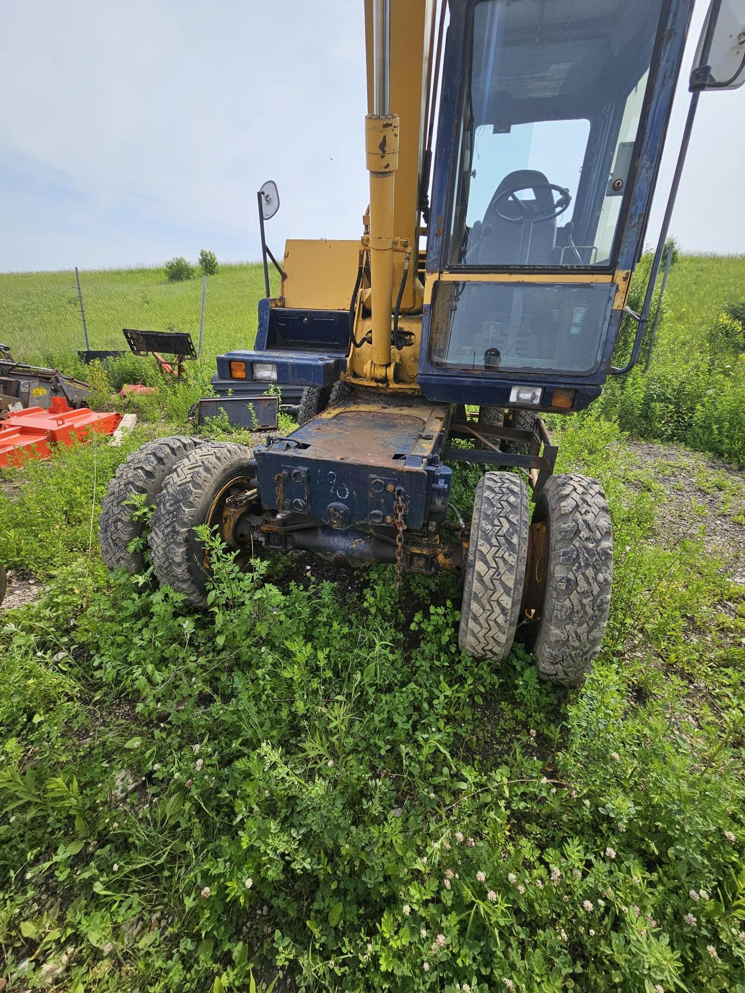1987 KOMATSU PW60-3 - Image 8
