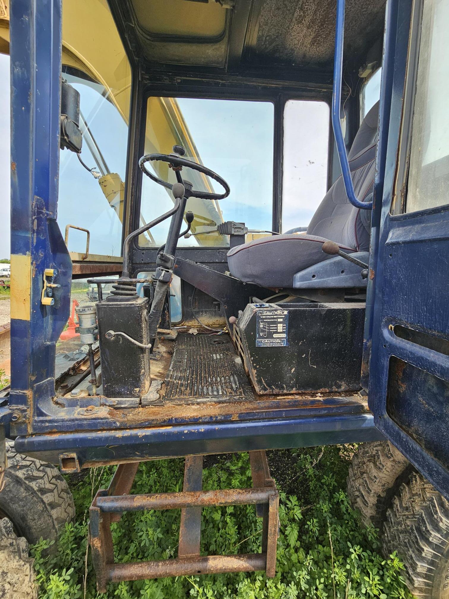 1987 KOMATSU PW60-3 - Image 9