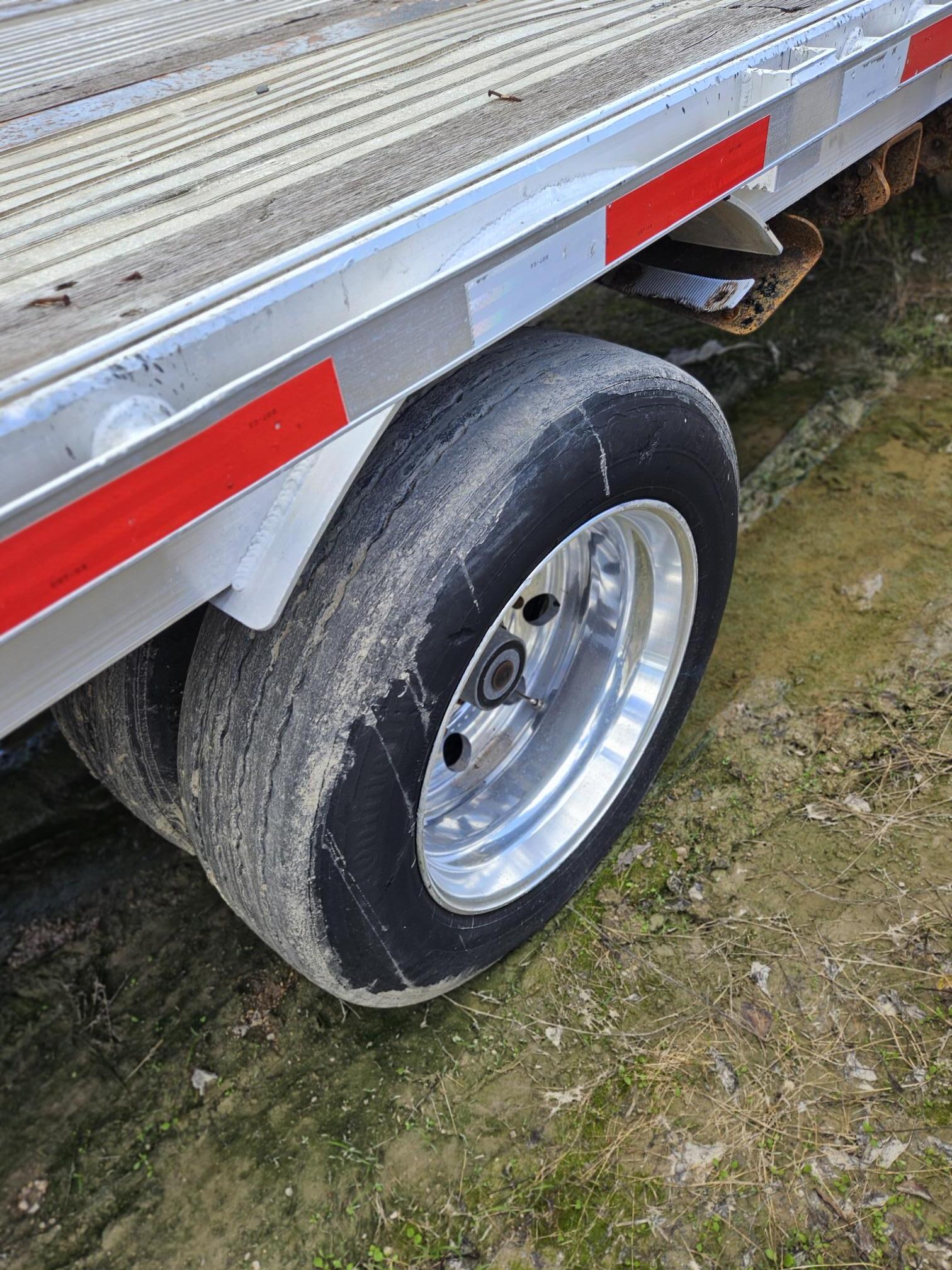 2011 DOONAN 53' - Image 7