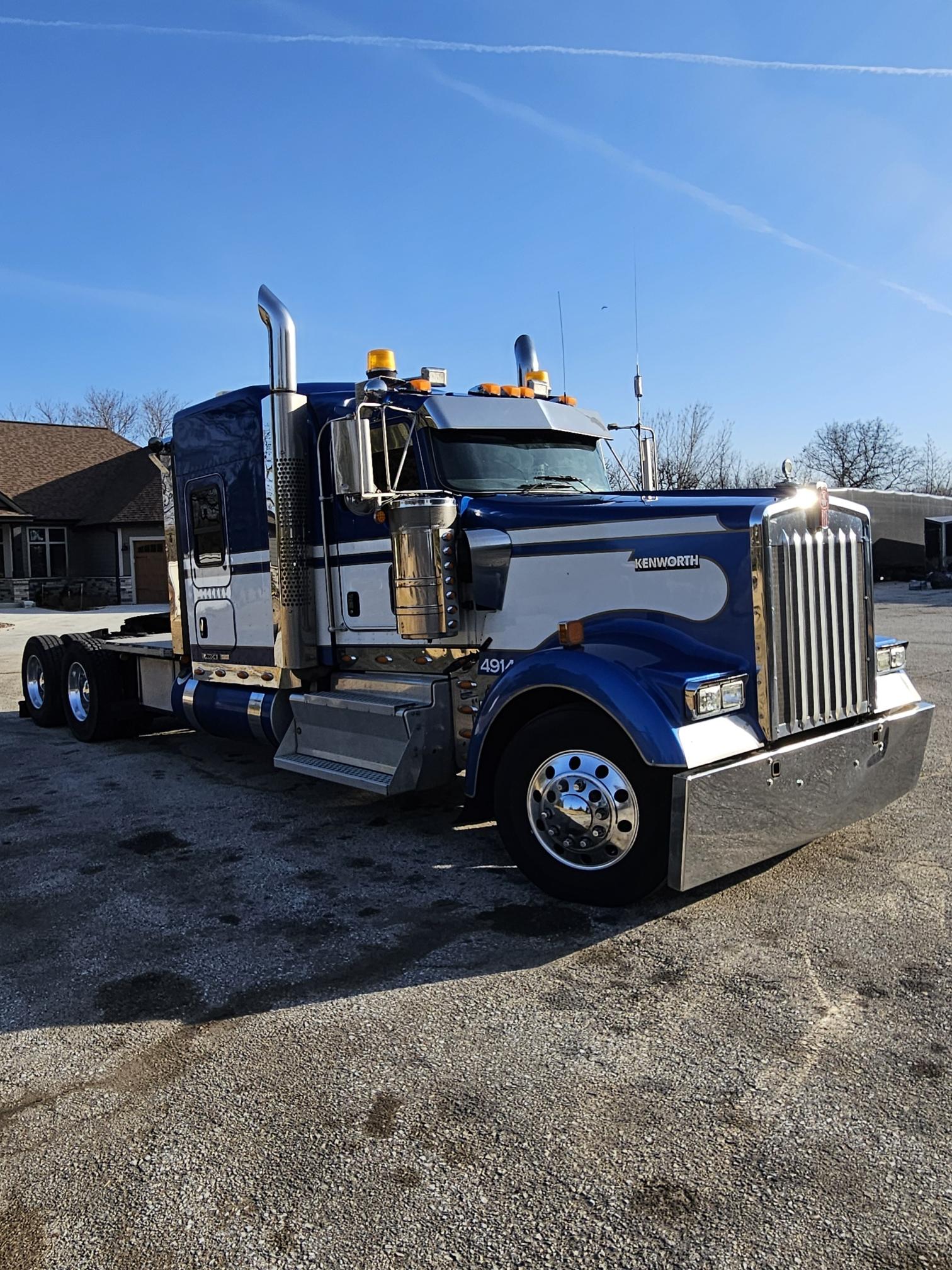 2016 KENWORTH W900L - Image 4