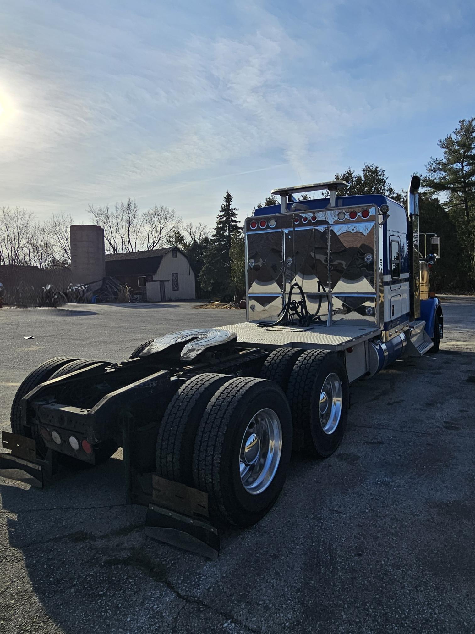 2016 KENWORTH W900L - Image 6