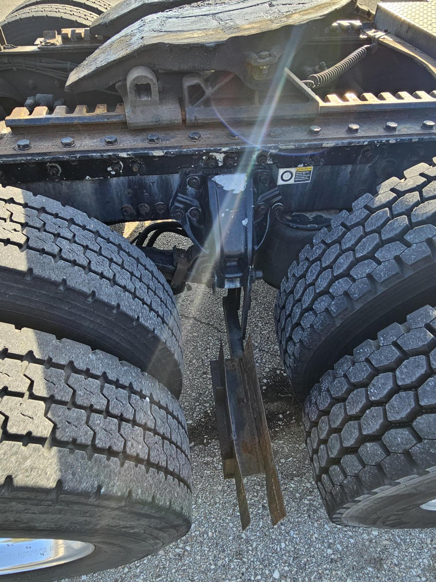 2016 KENWORTH W900L - Image 12