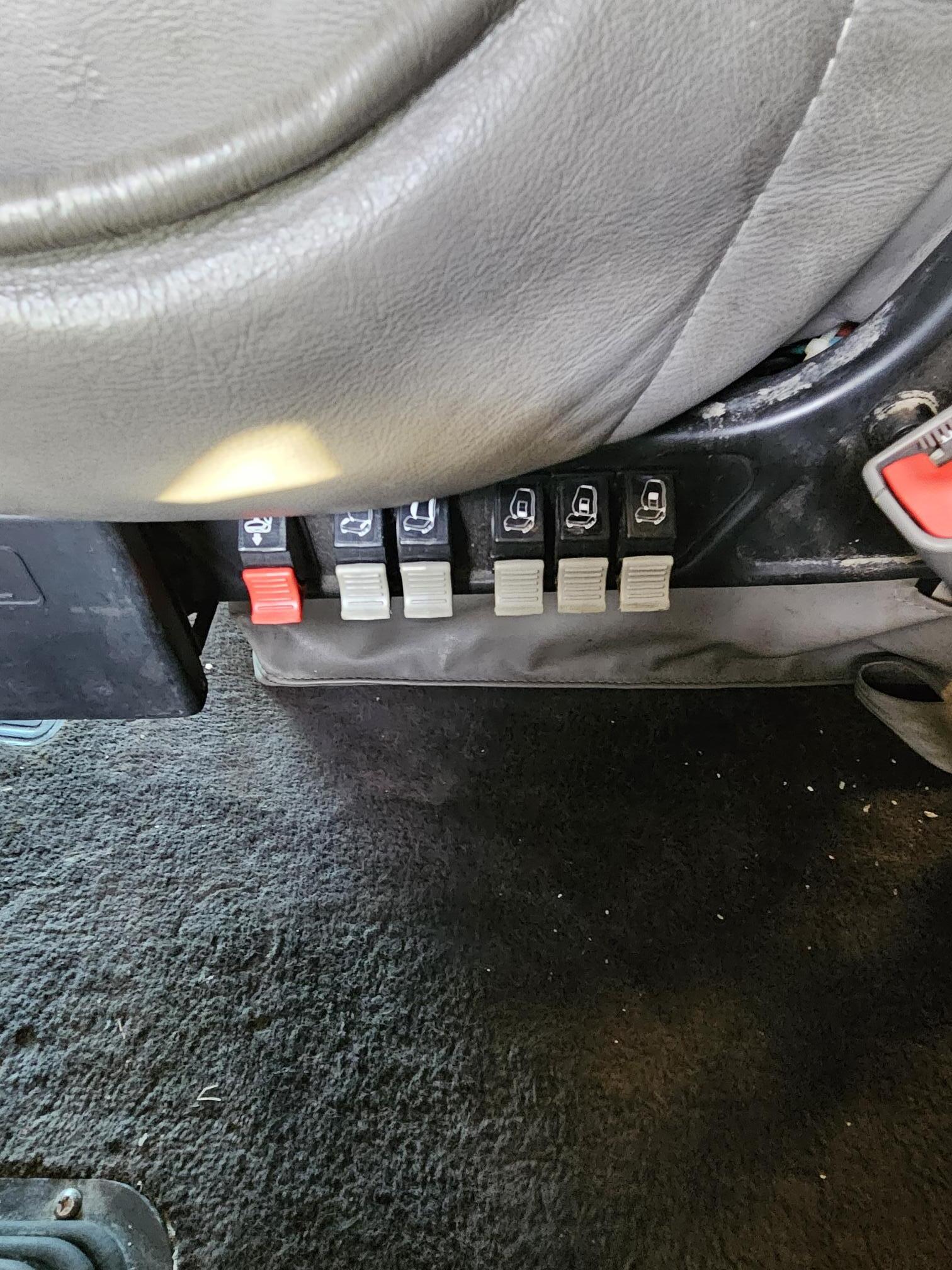 2016 KENWORTH W900L - Image 21