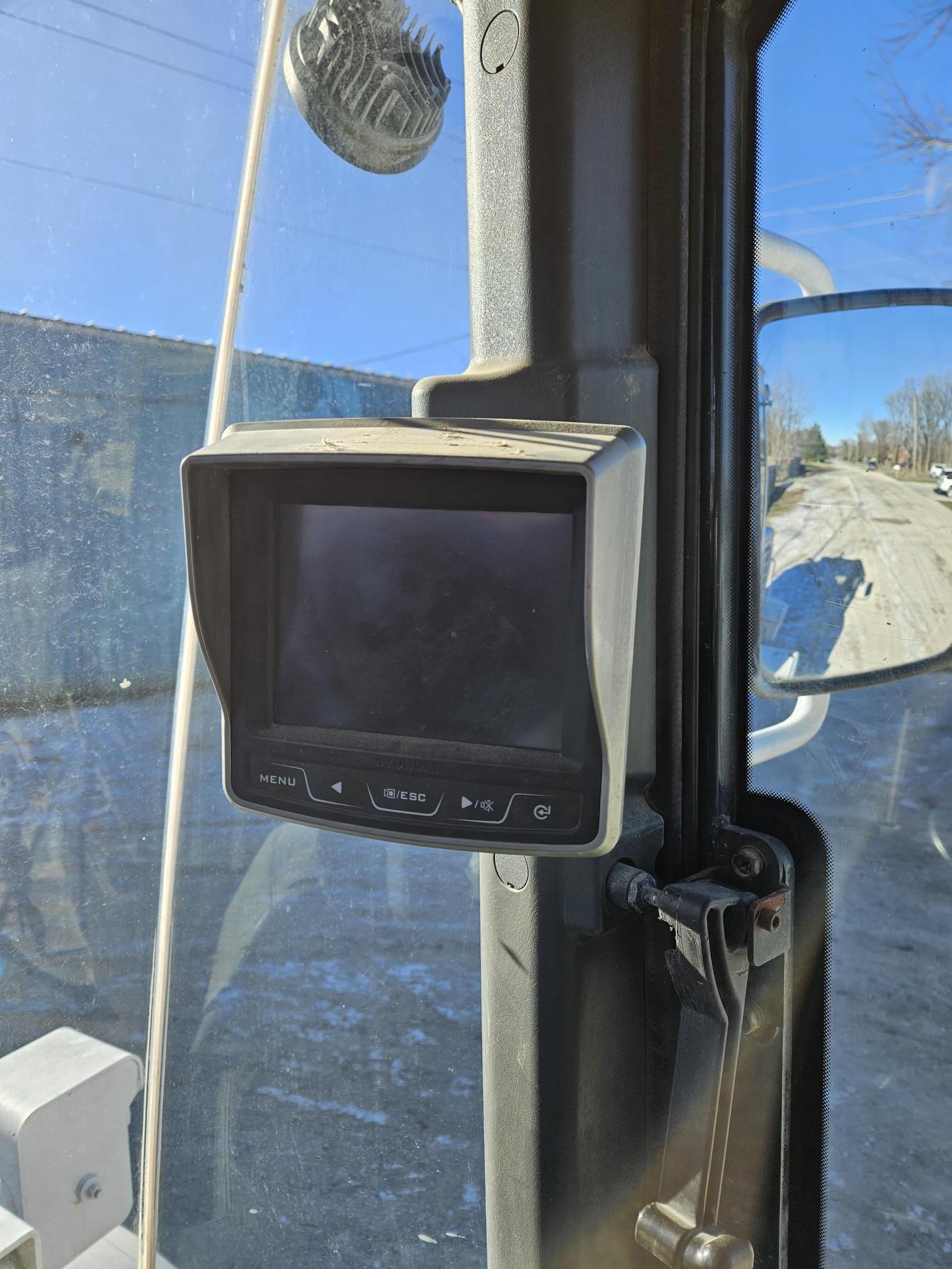 2011 HYUNDAI HL730-9A - Image 18