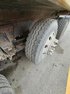 2019 KENWORTH T880 - Image 9