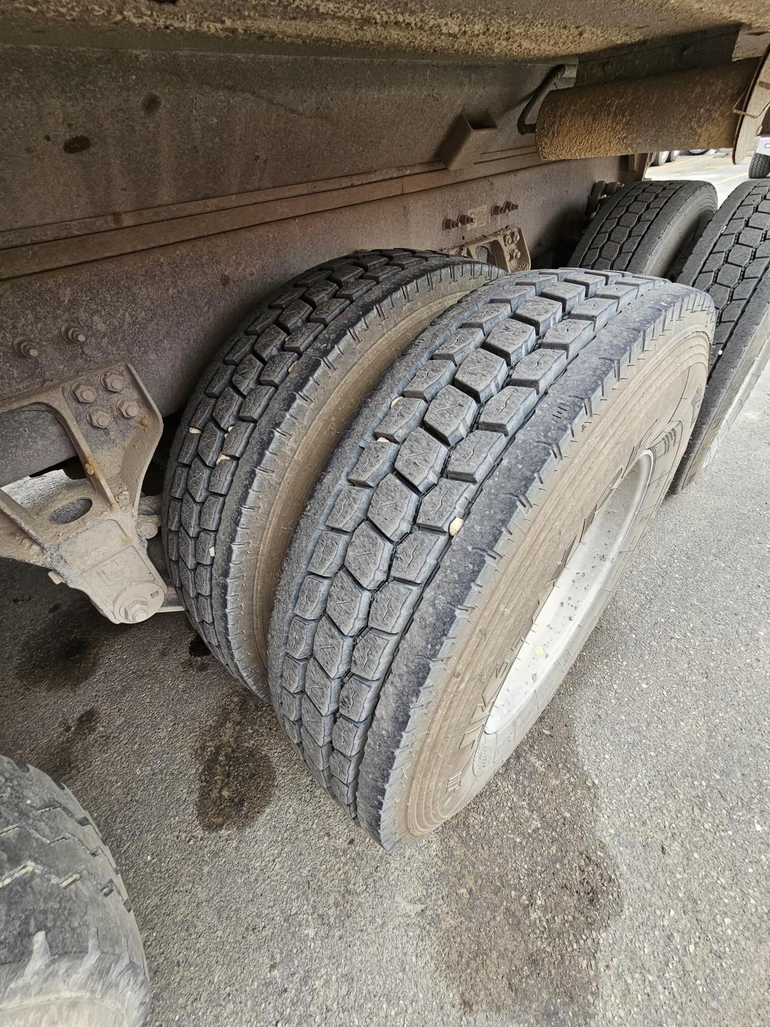 2019 KENWORTH T880 - view 10 of 25