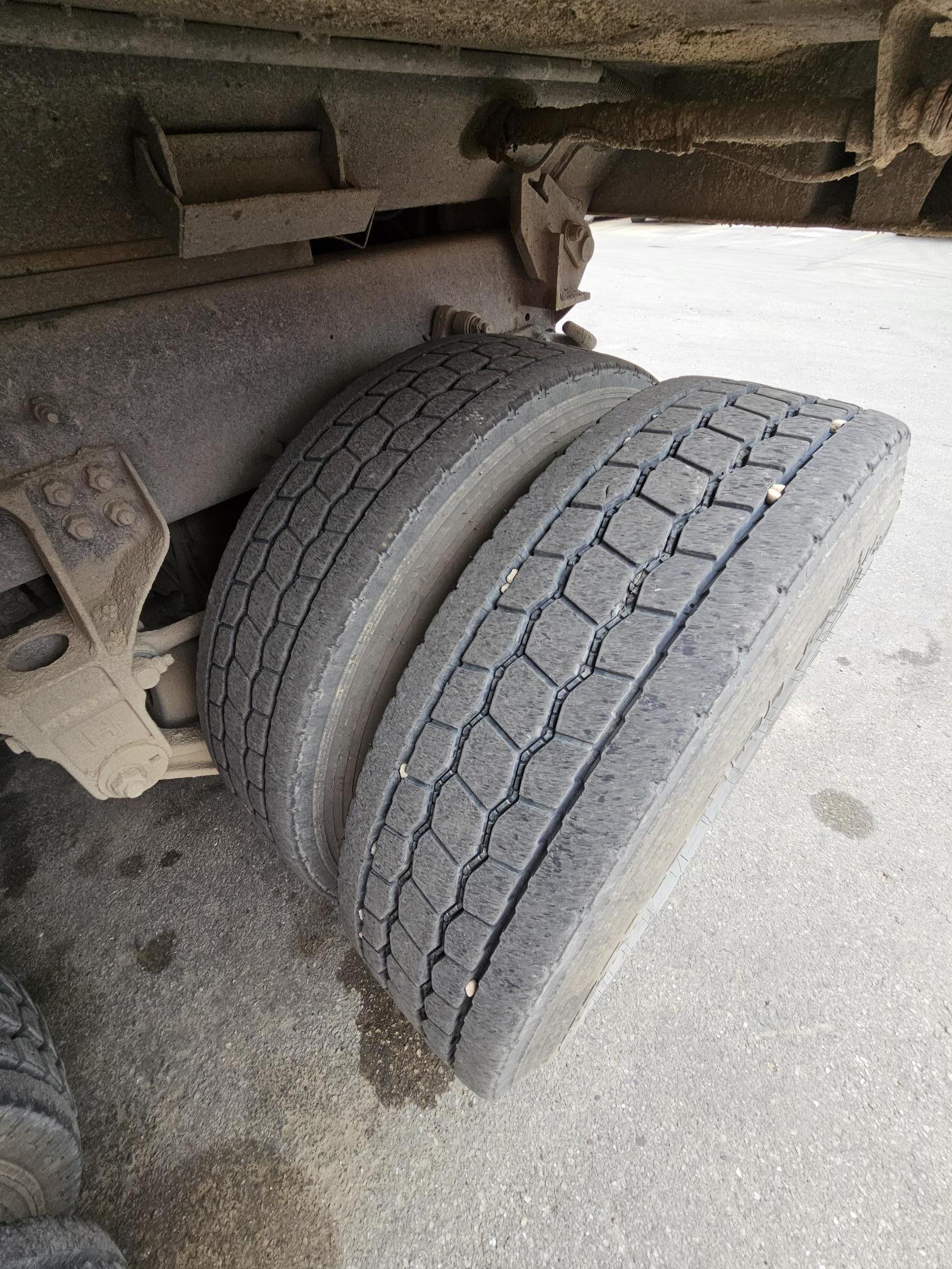 2019 KENWORTH T880 - Image 11