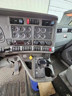 2019 KENWORTH T880 - Image 21