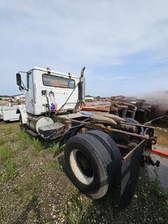 1985 WHITE/GMC 13932 - Image 3