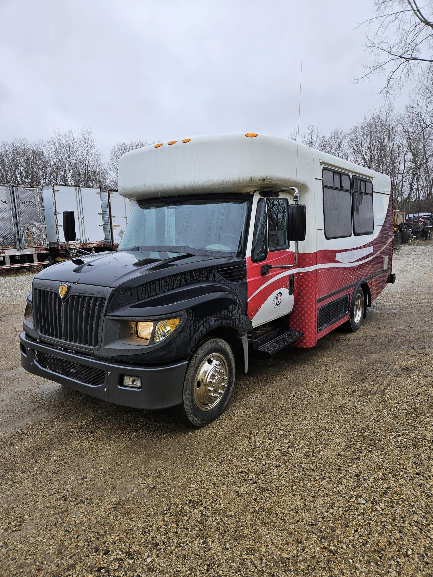 2012 INTERNATIONAL IC Bus - Image 3