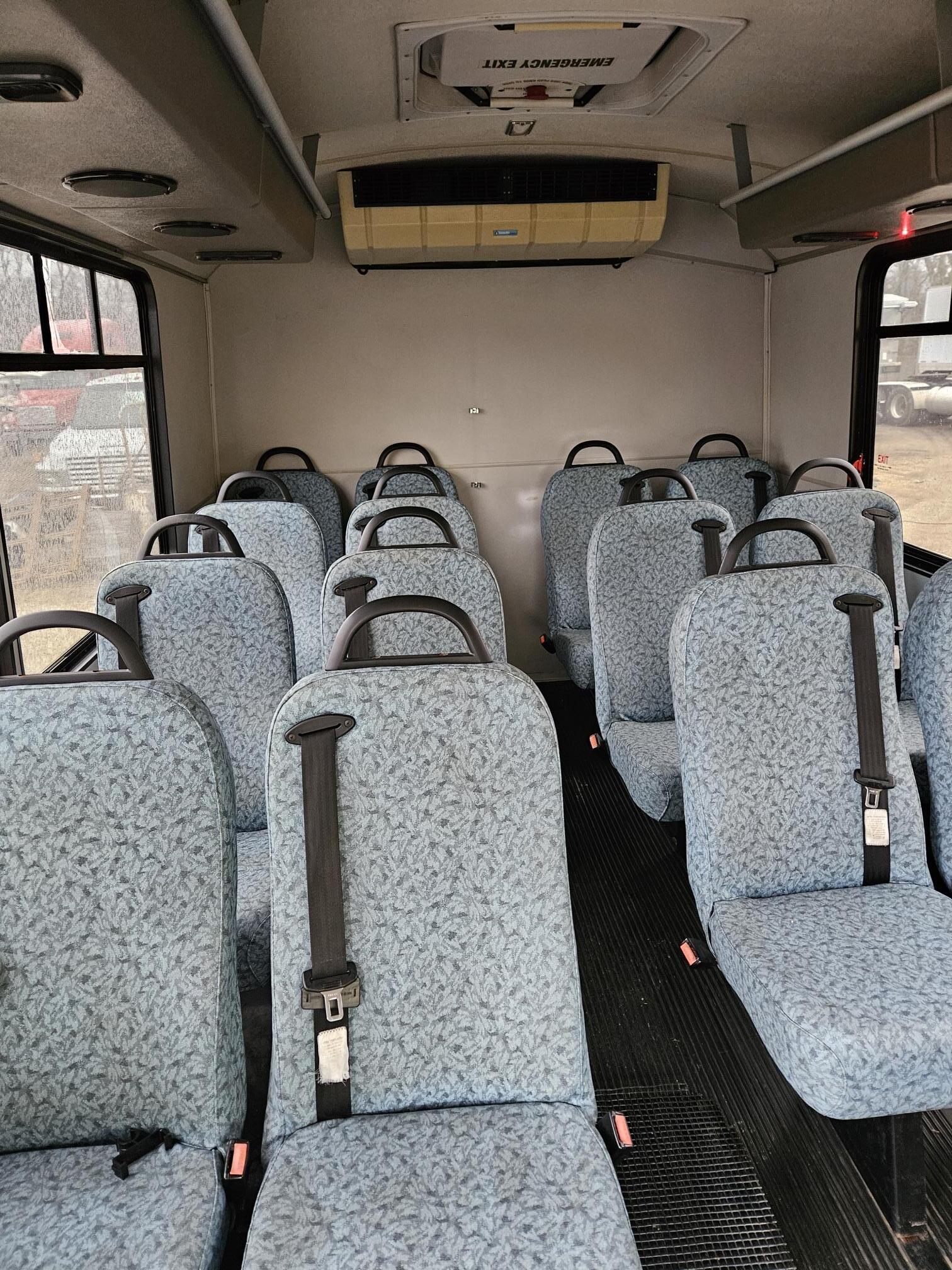 2012 INTERNATIONAL IC Bus - Image 13