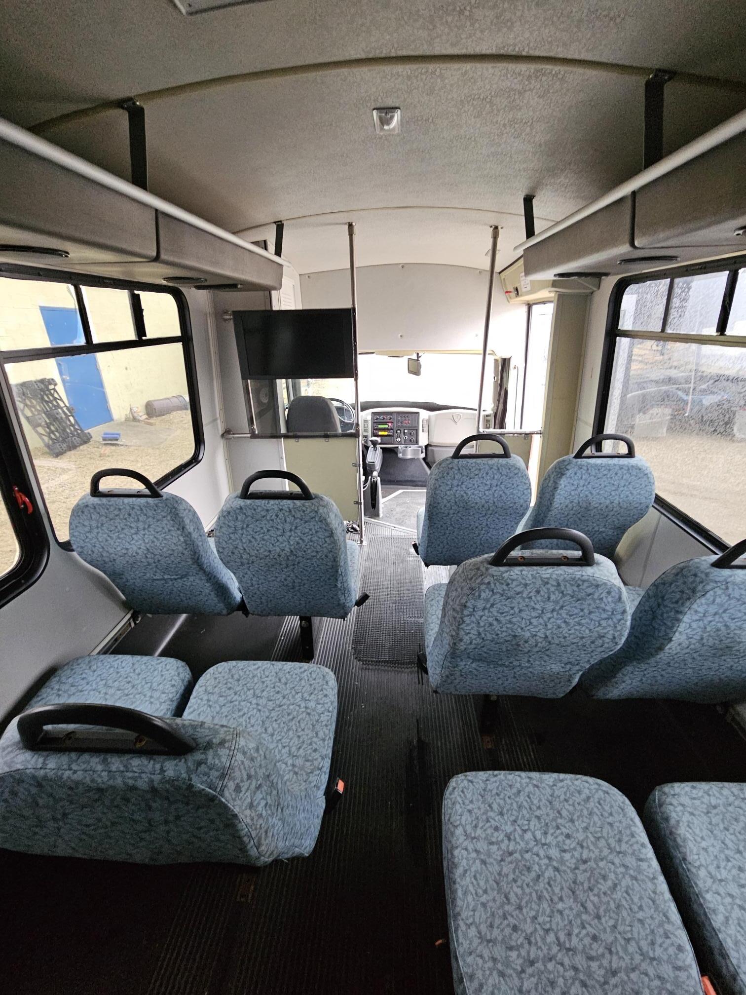 2012 INTERNATIONAL IC Bus - view 12 of 21