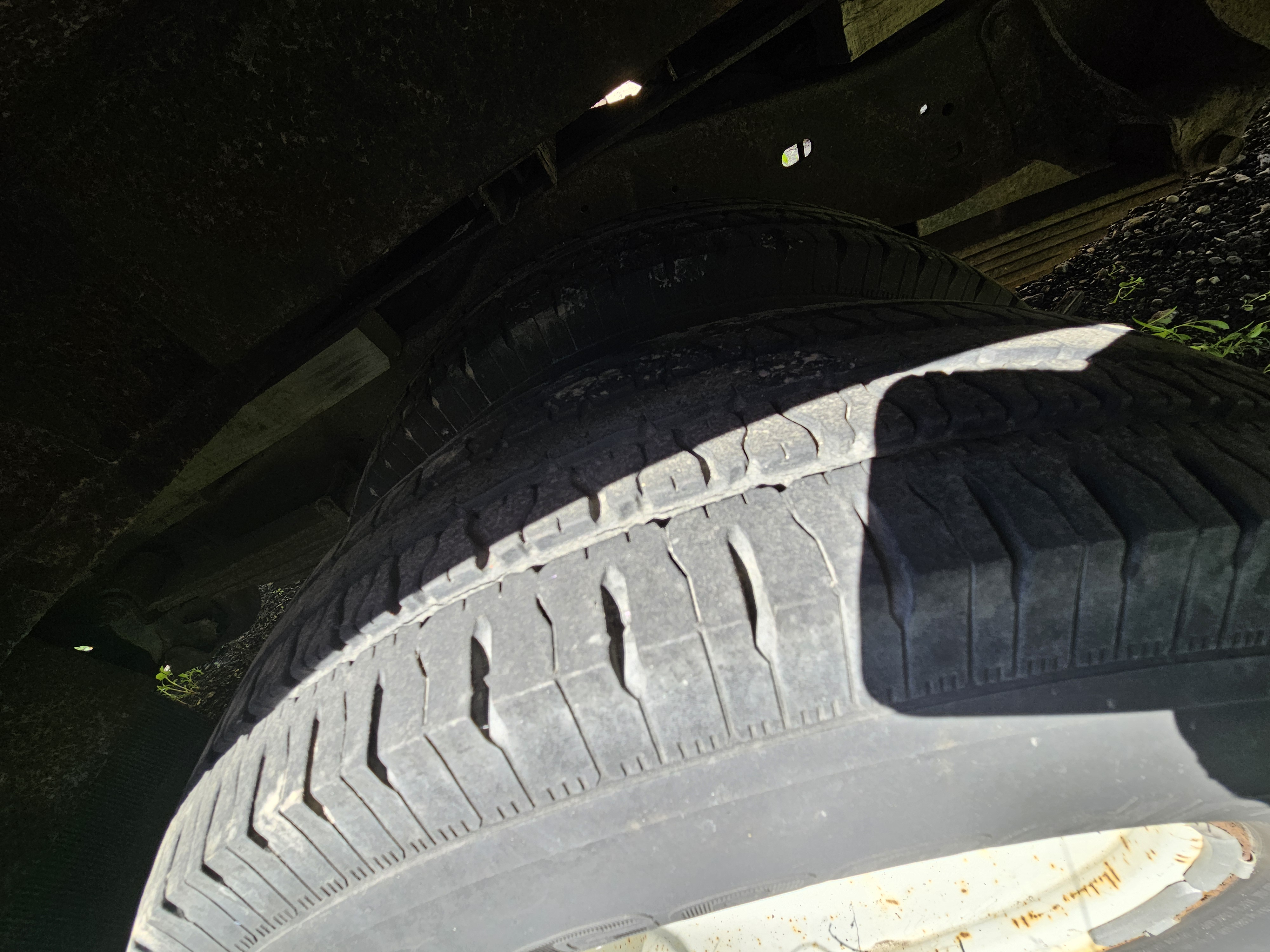 2001 FORD E350 - Image 14