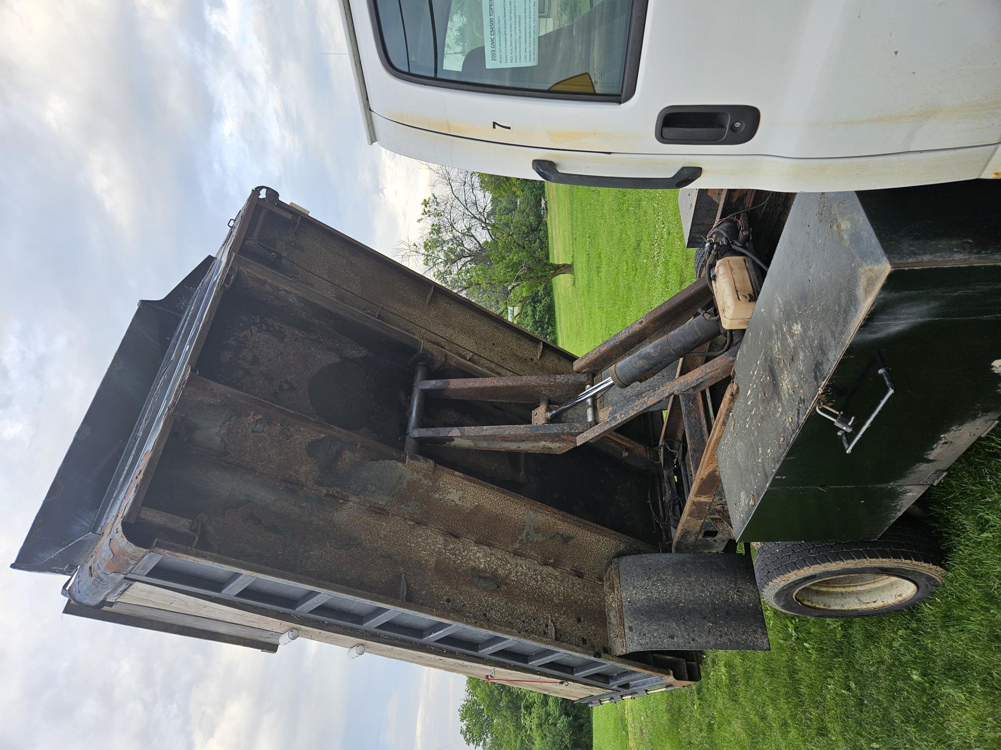 2003 GMC C4500 - view 10 of 23