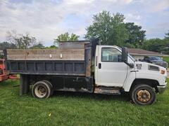 2003 GMC C4500 - Image 1