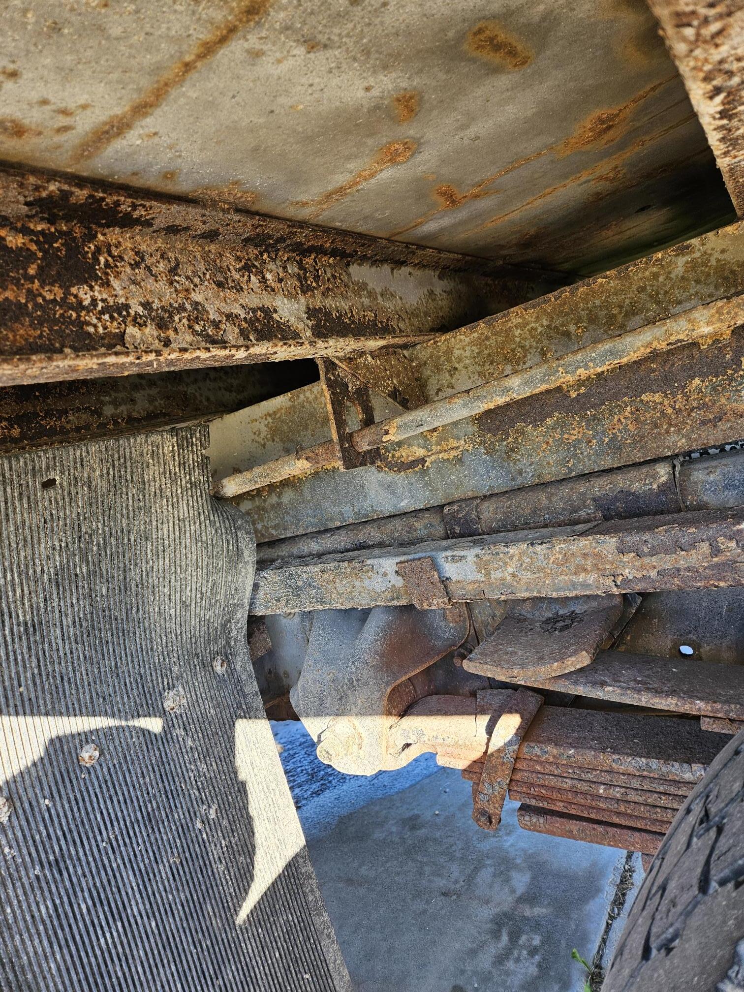 2002 CHEVROLET C 7500 - Image 8