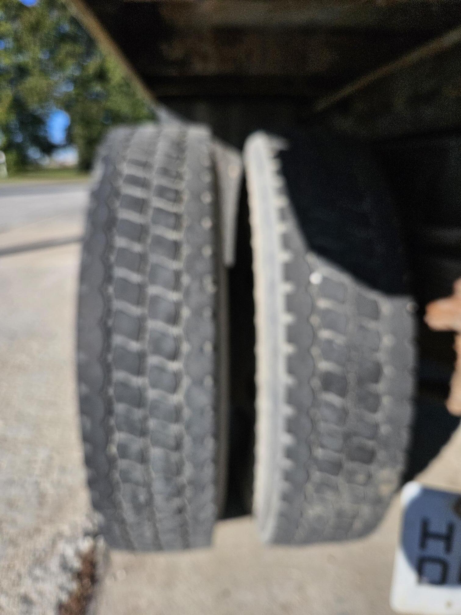 2002 CHEVROLET C 7500 - Image 11